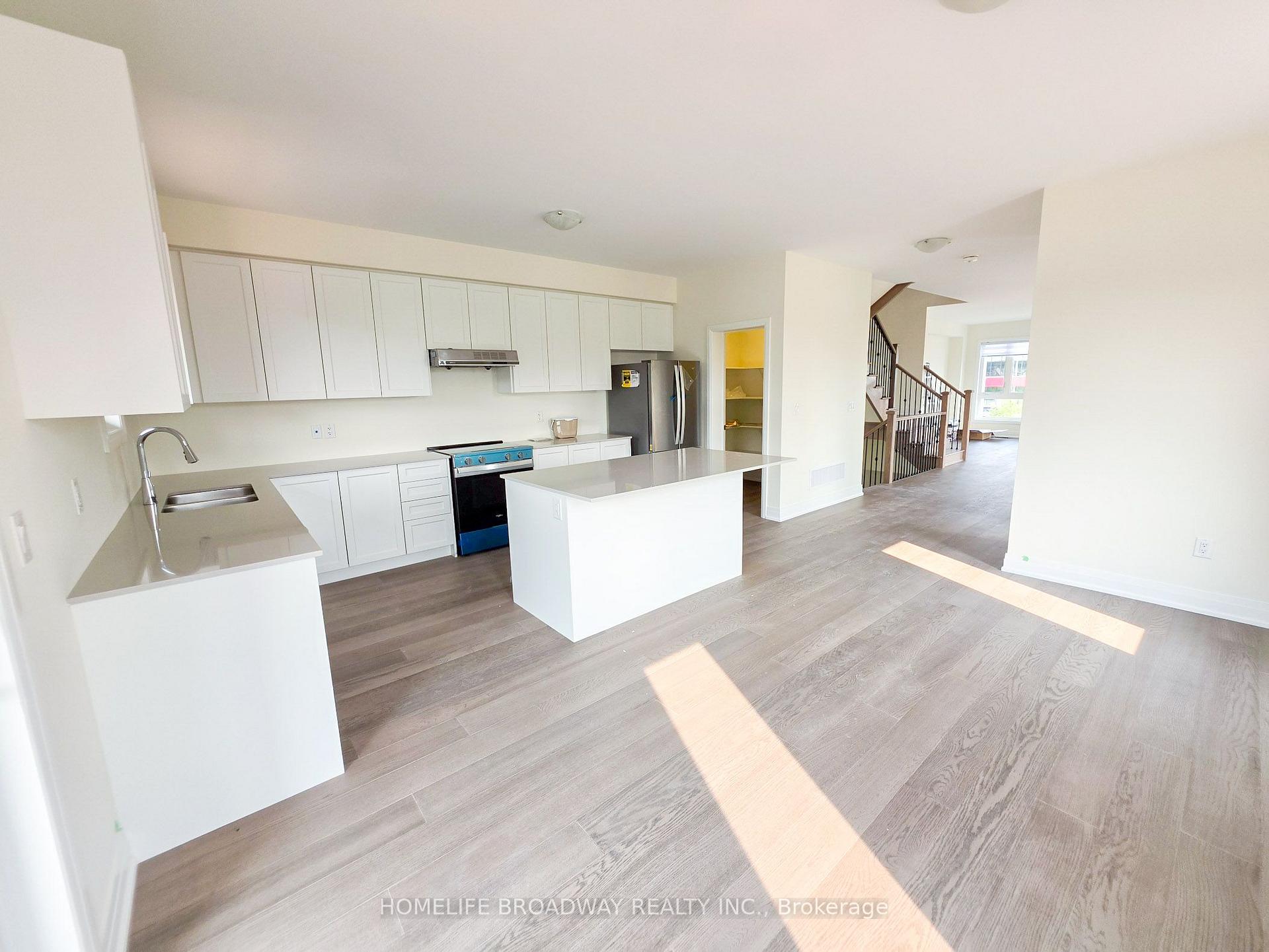 Photo 15 of 51 Mumbai Drive, Markham, Middlefield — HOMEH