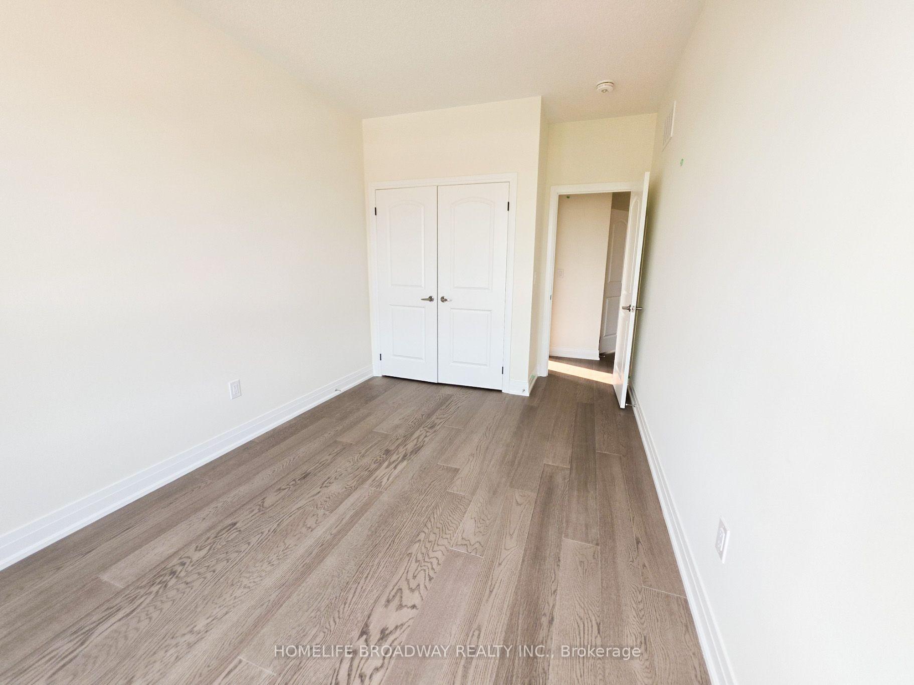 Photo 25 of 51 Mumbai Drive, Markham, Middlefield — HOMEH