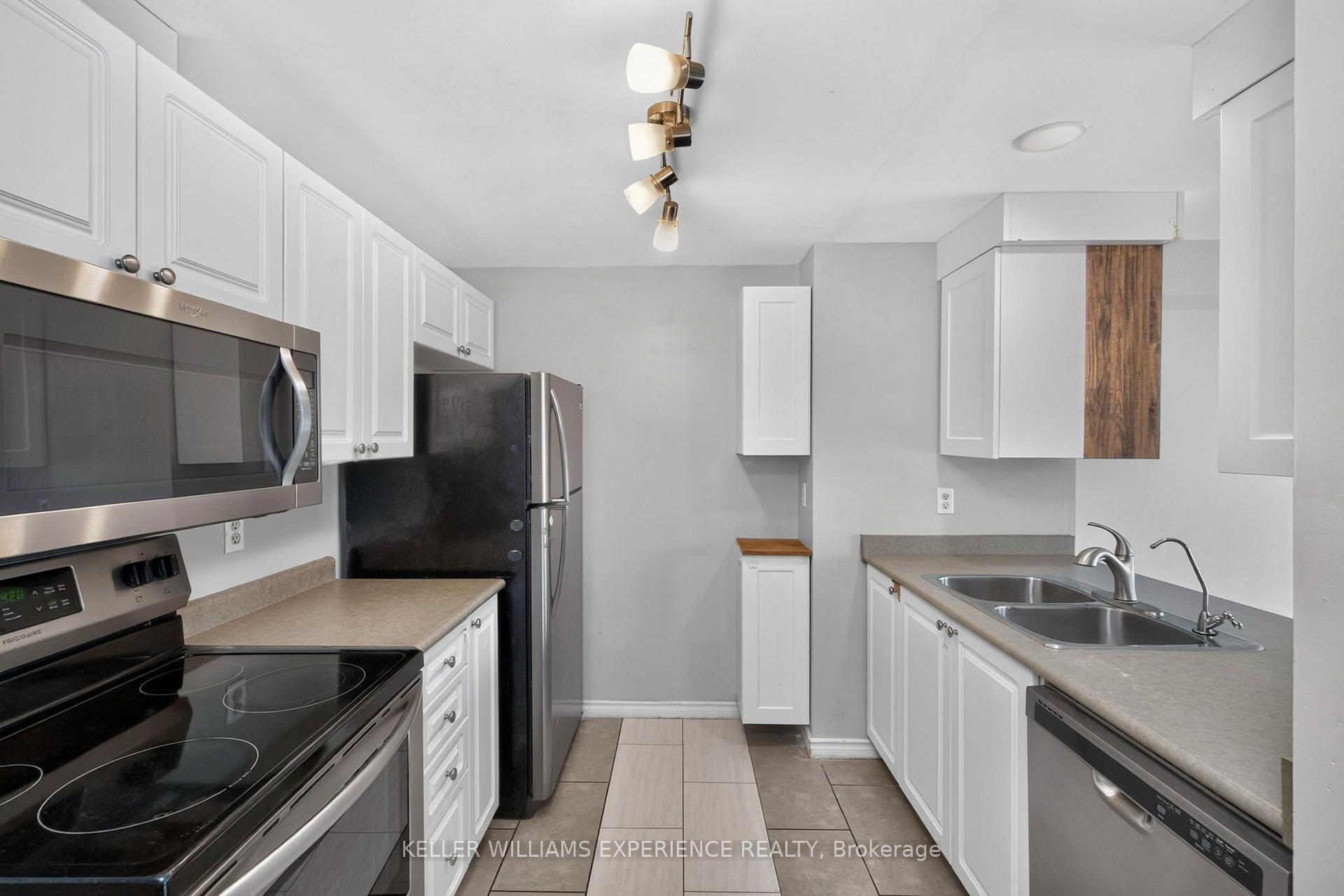 Photo 3 of 264 Dunsmore Lane, Barrie, Georgian Drive — HOMEH