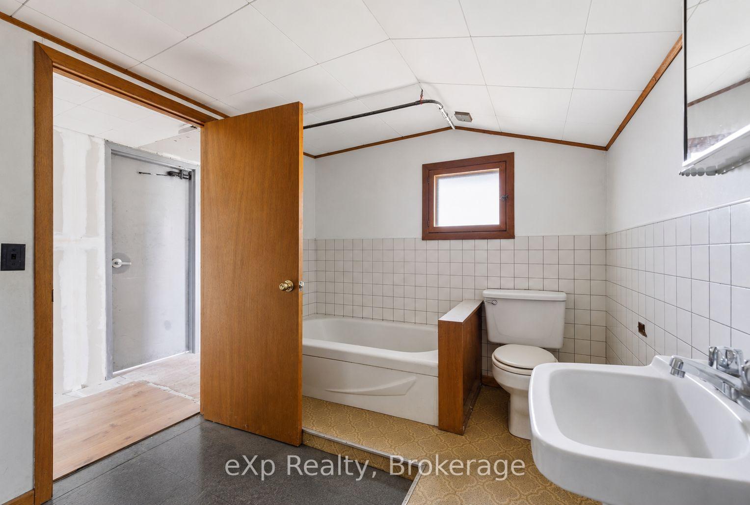 Photo 13 of 23B Mother's Road, Tweed, Elzevir (Twp) — HOMEH