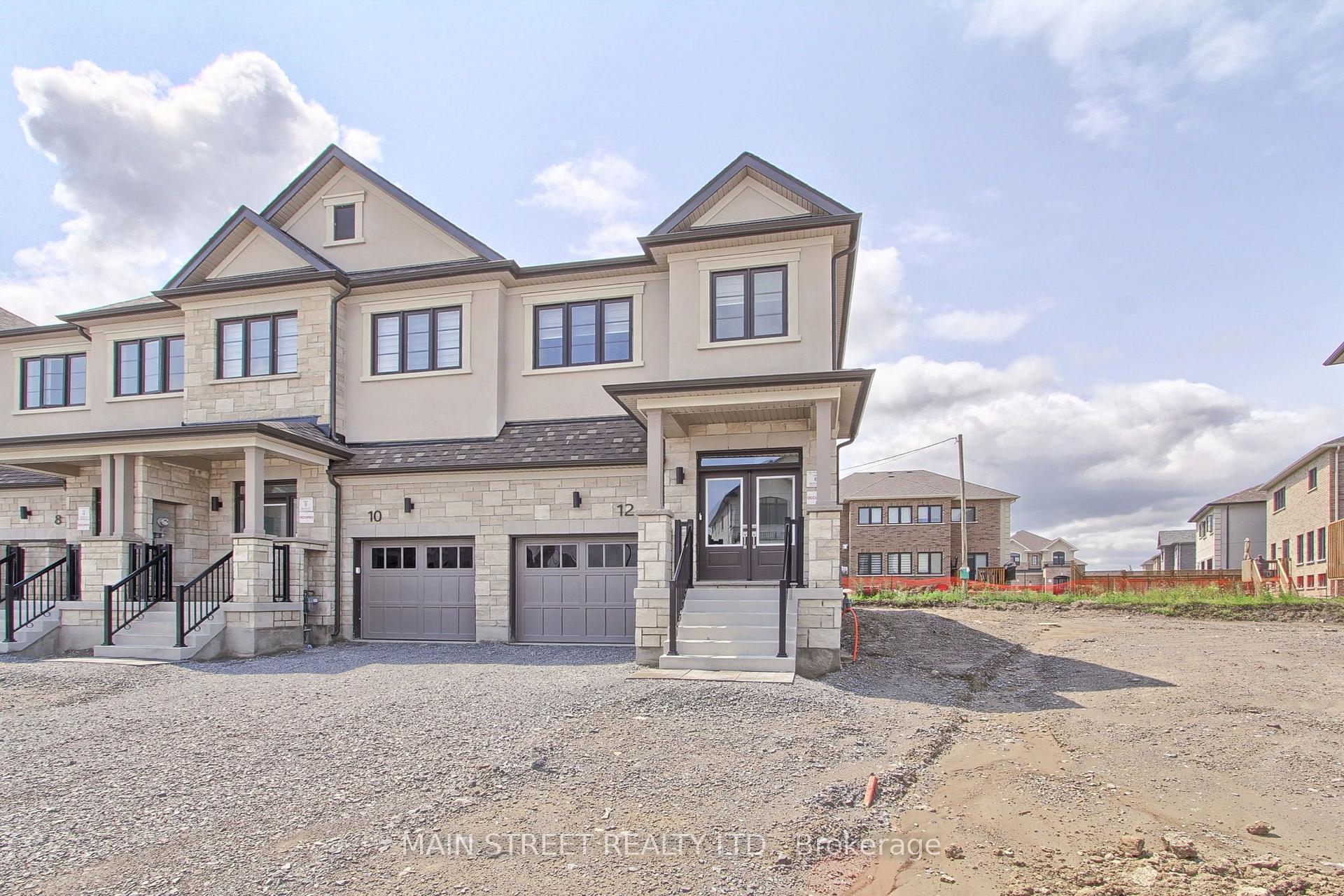 Photo 2 of 12 Donald Ingram Crescent, Georgina, Keswick North — HOMEH
