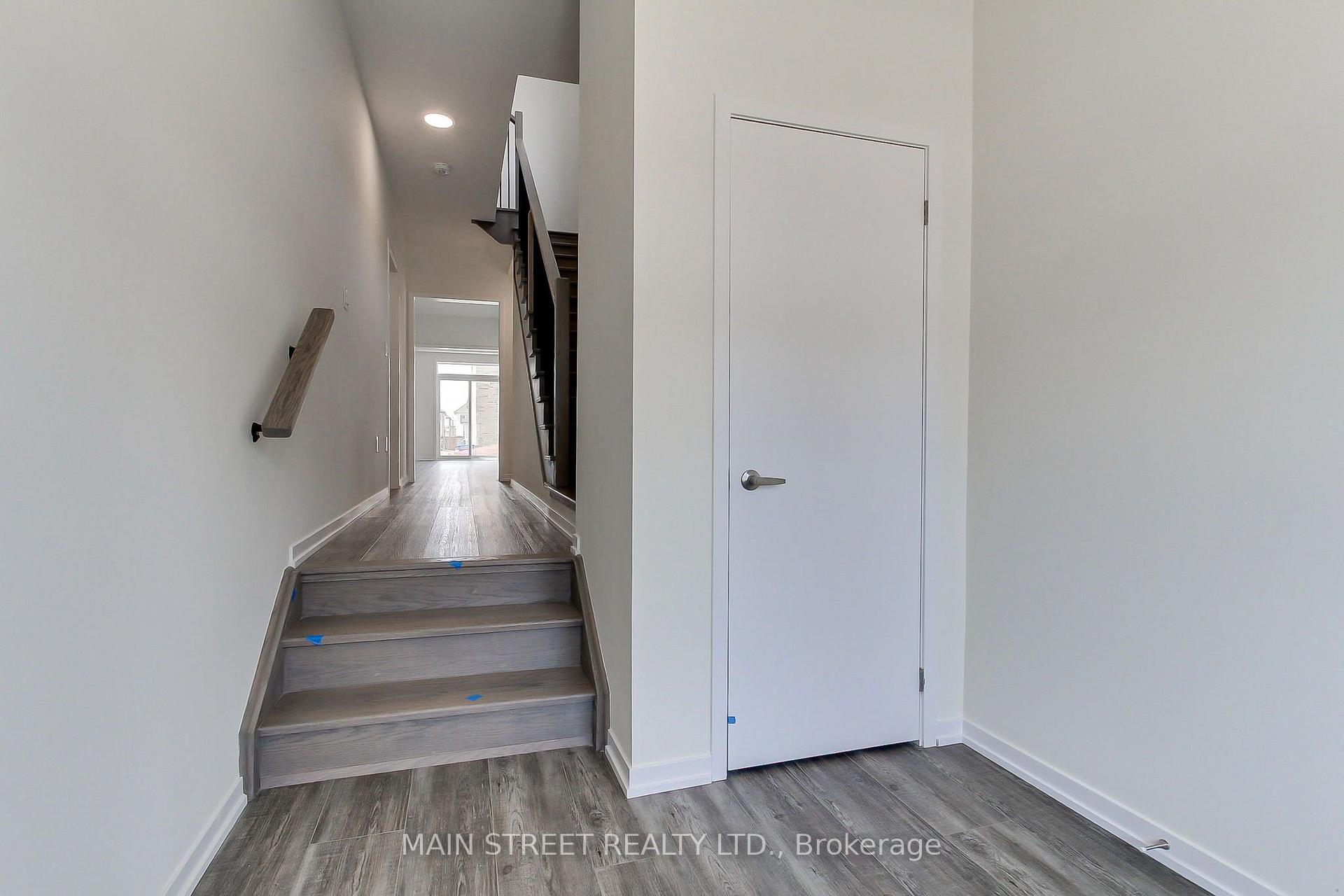 Photo 6 of 12 Donald Ingram Crescent, Georgina, Keswick North — HOMEH