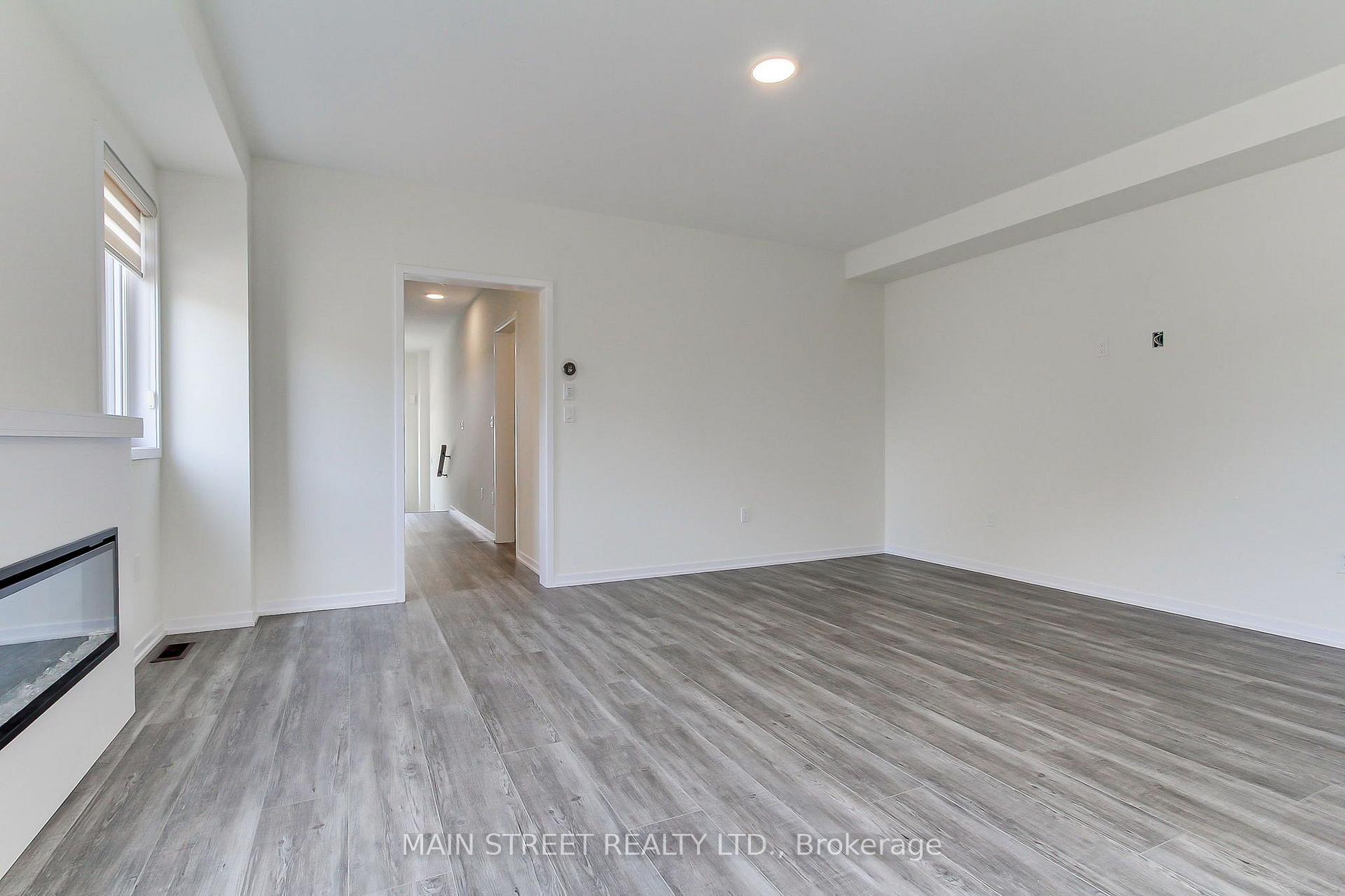 Photo 10 of 12 Donald Ingram Crescent, Georgina, Keswick North — HOMEH