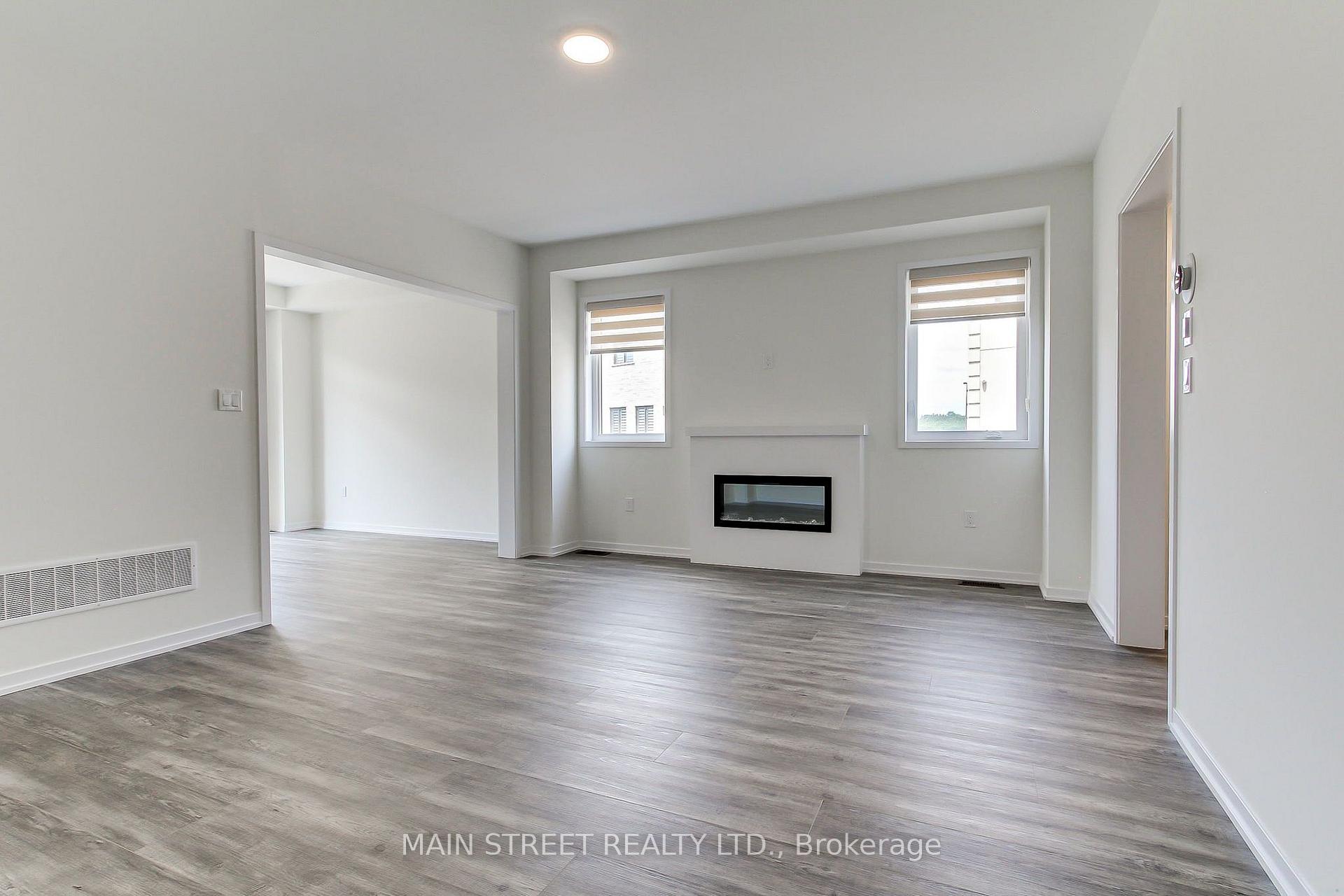Photo 12 of 12 Donald Ingram Crescent, Georgina, Keswick North — HOMEH