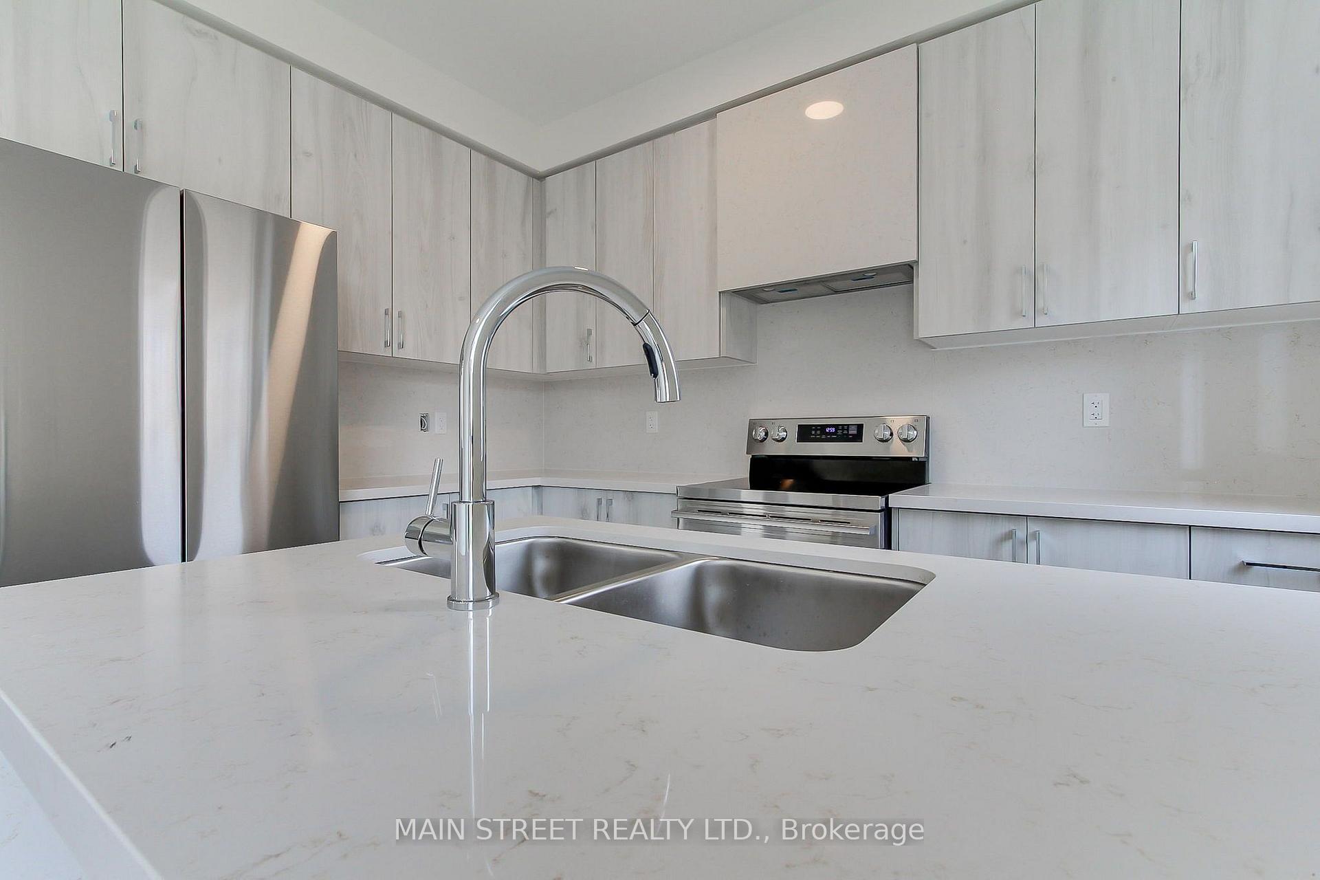 Photo 15 of 12 Donald Ingram Crescent, Georgina, Keswick North — HOMEH