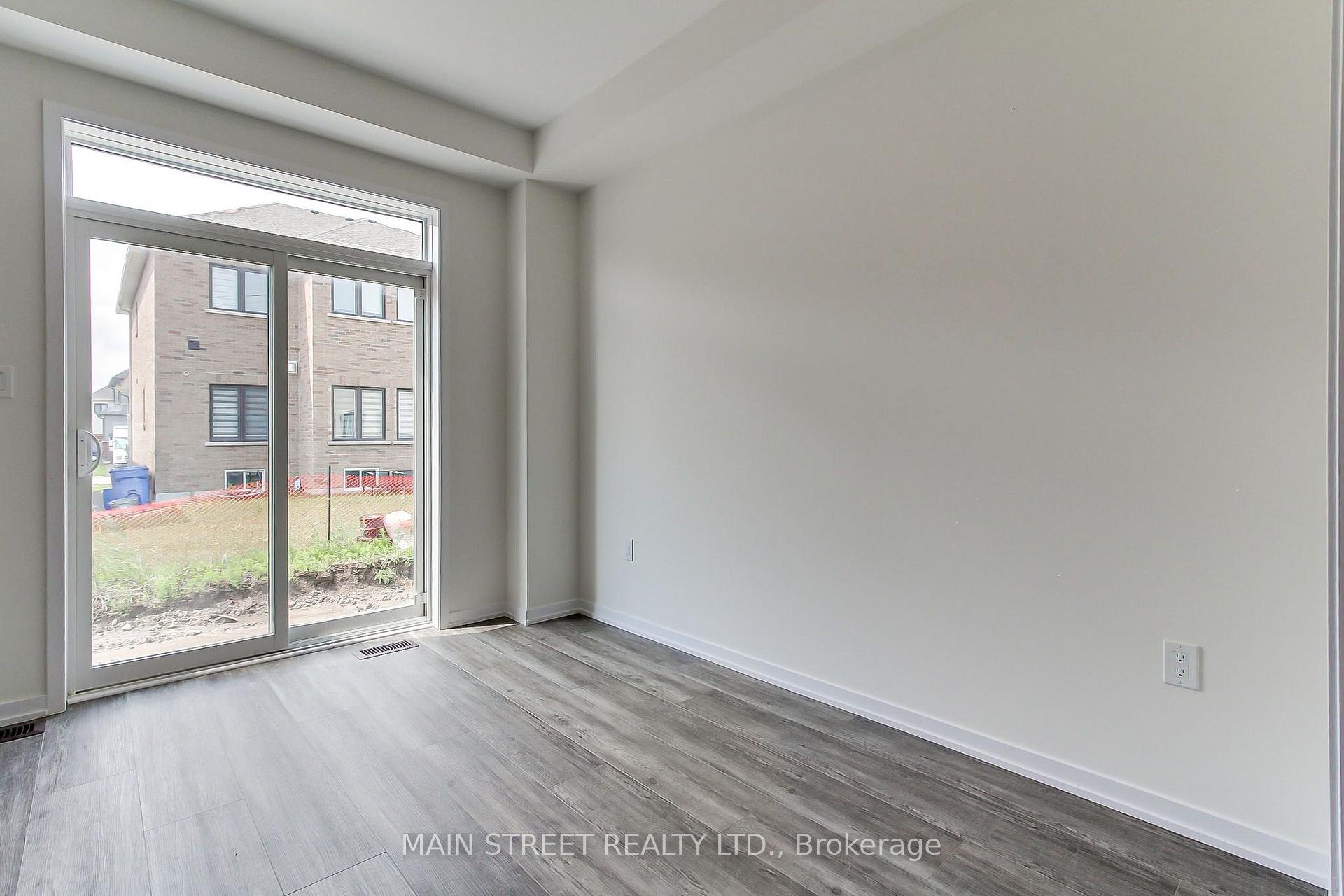 Photo 19 of 12 Donald Ingram Crescent, Georgina, Keswick North — HOMEH