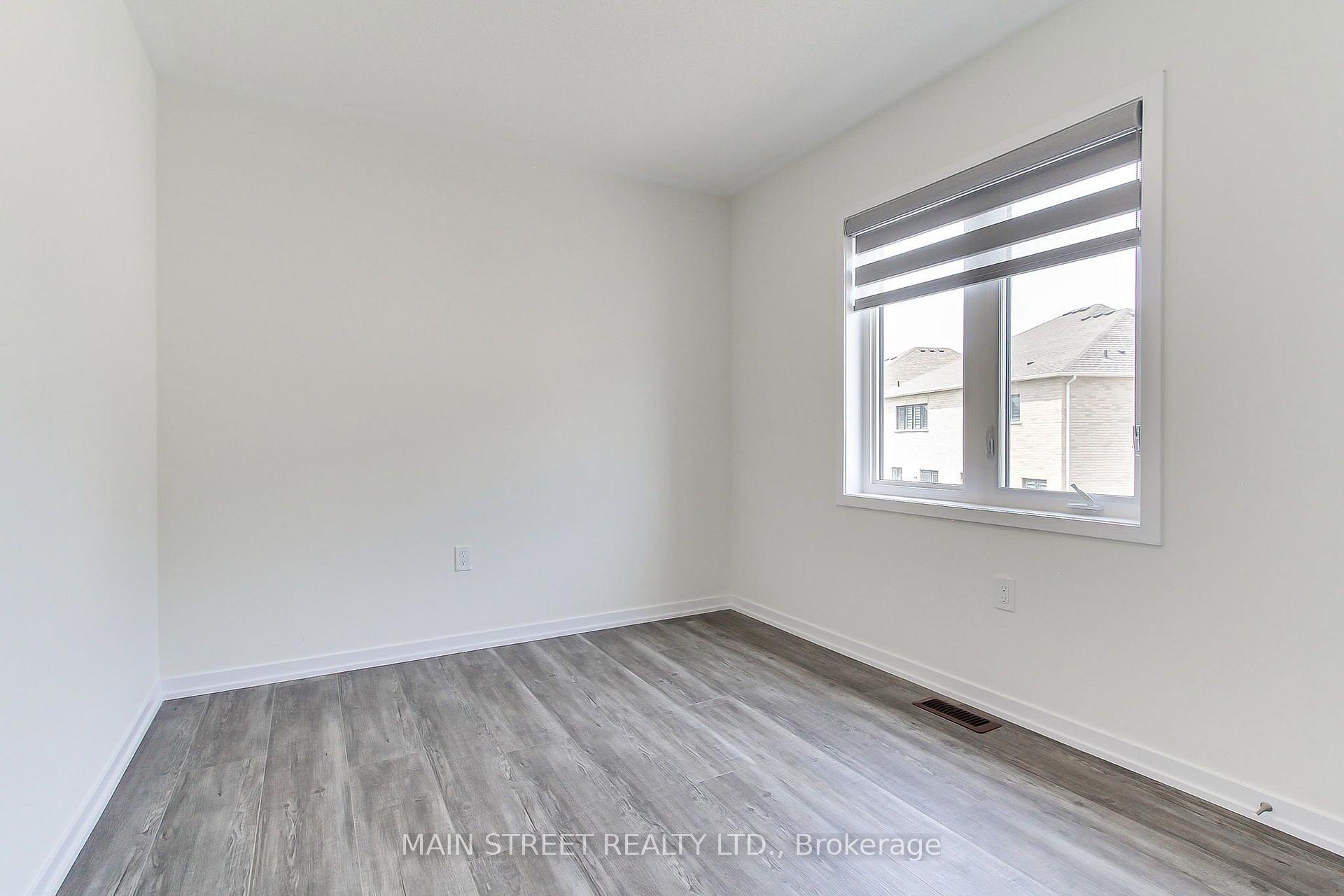 Photo 23 of 12 Donald Ingram Crescent, Georgina, Keswick North — HOMEH
