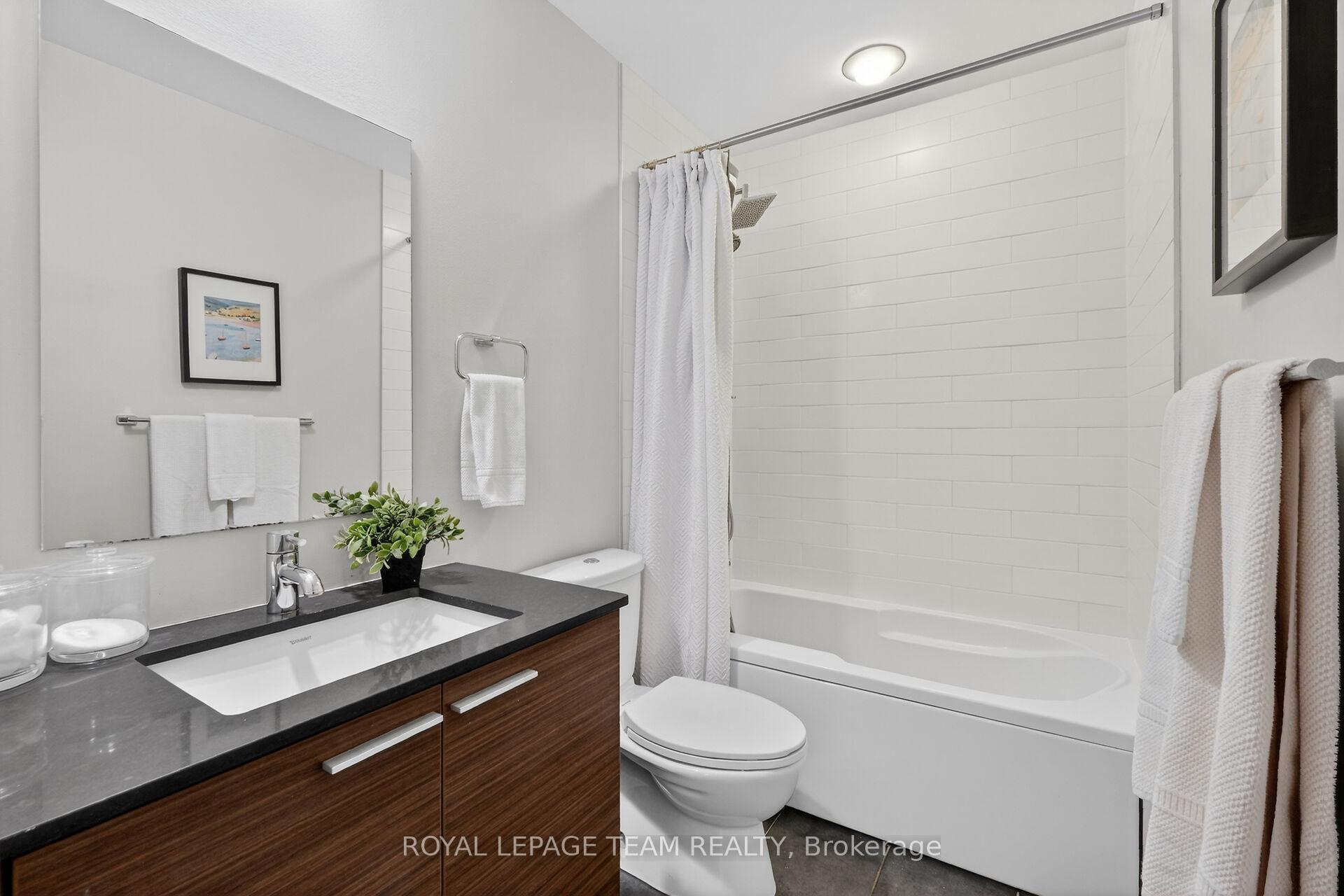 Photo 17 of Unit 421, 349 McLeod Street, Ottawa, Ottawa Centre — HOMEH
