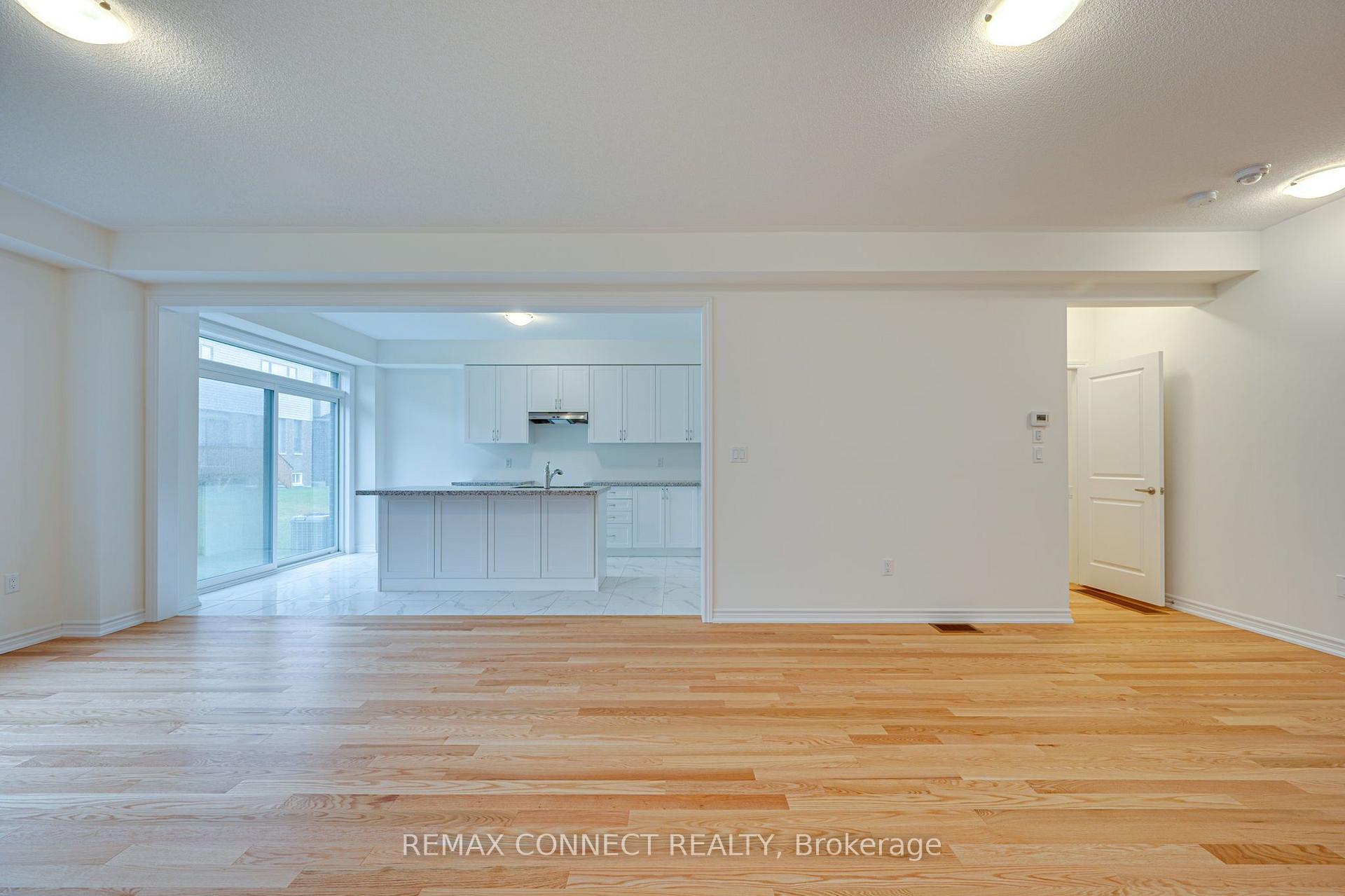 Photo 6 of 146 Nottingham Road N, Barrie, Rural Barrie Southeast — HOMEH