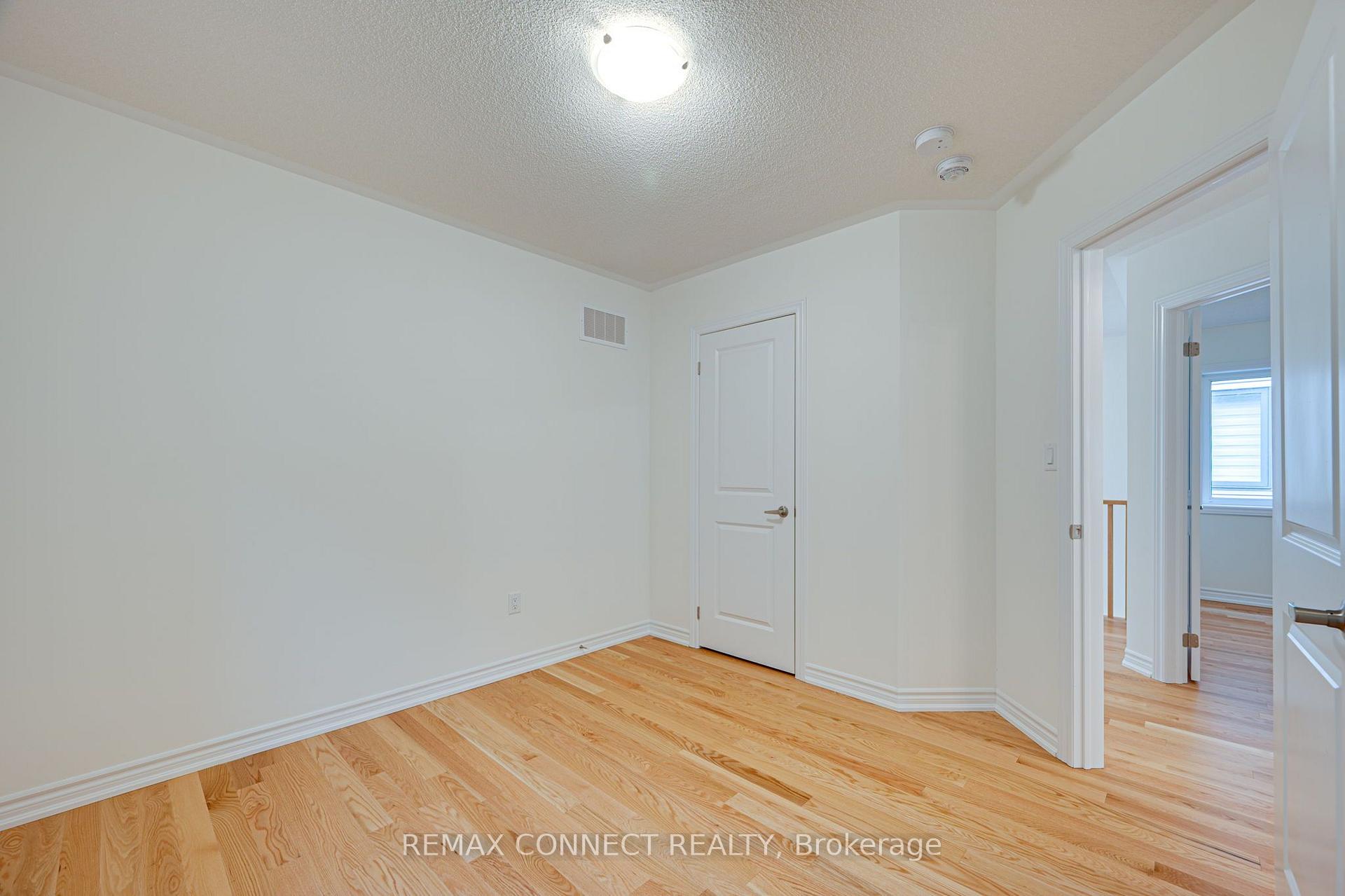 Photo 19 of 146 Nottingham Road N, Barrie, Rural Barrie Southeast — HOMEH
