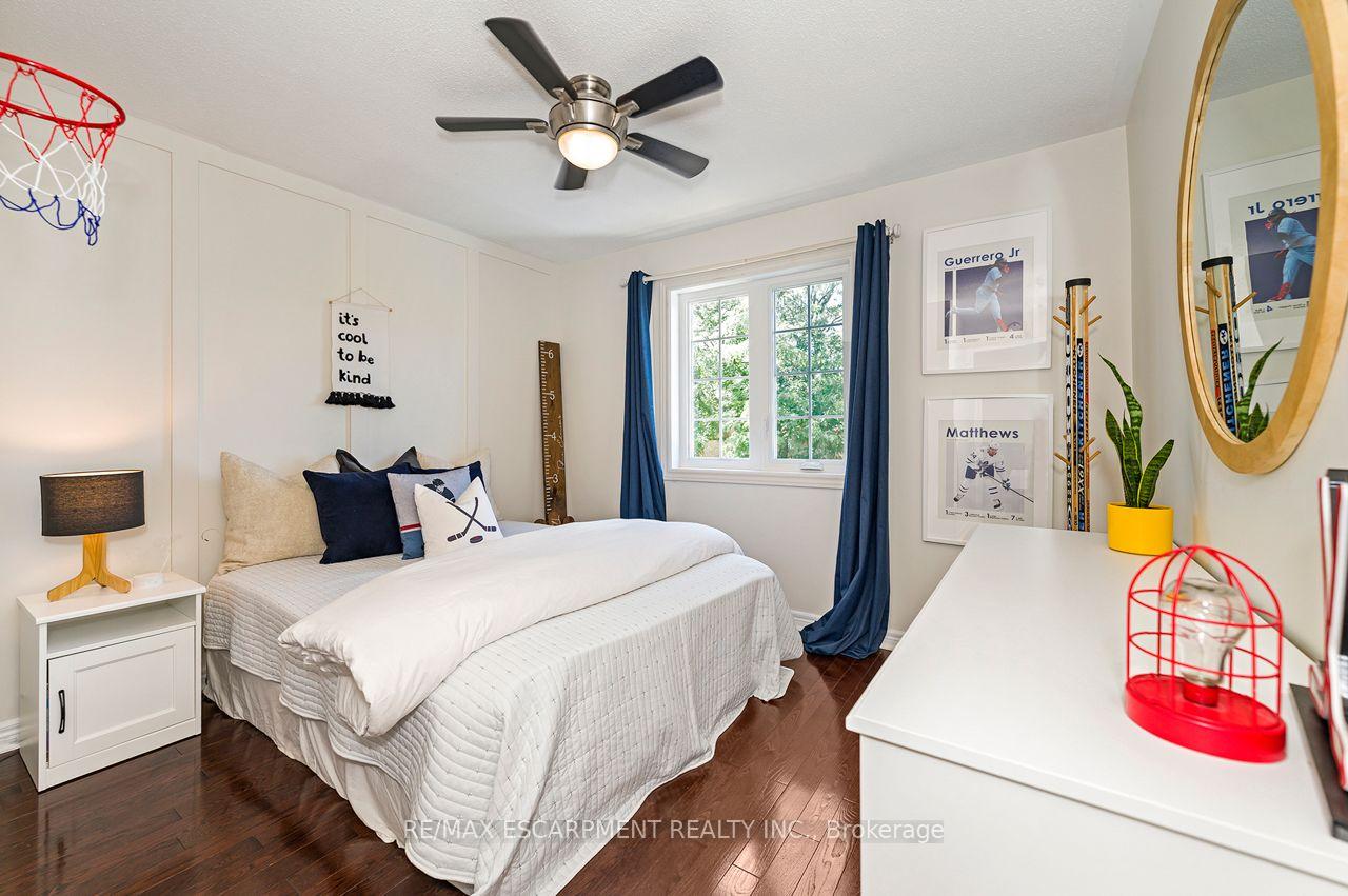 Photo 25 of 33 Dewsbury Way, Hamilton, Stoney Creek — HOMEH