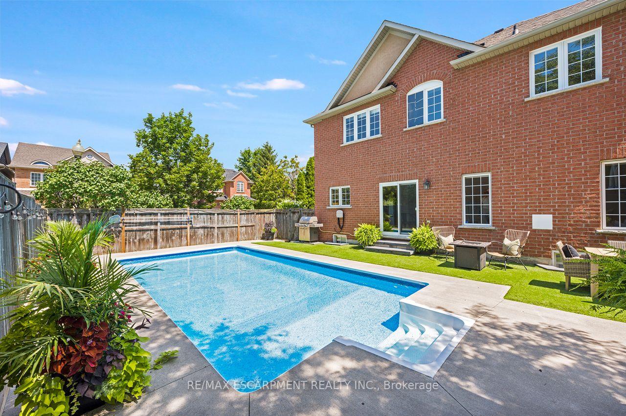 Photo 30 of 33 Dewsbury Way, Hamilton, Stoney Creek — HOMEH