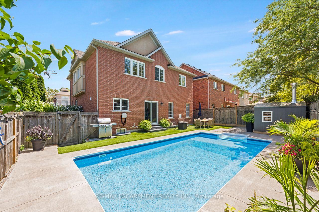 Photo 32 of 33 Dewsbury Way, Hamilton, Stoney Creek — HOMEH