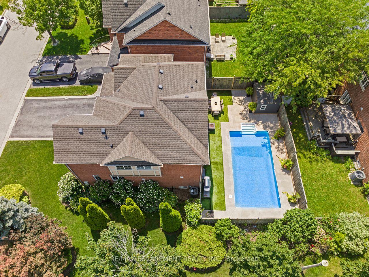 Photo 38 of 33 Dewsbury Way, Hamilton, Stoney Creek — HOMEH