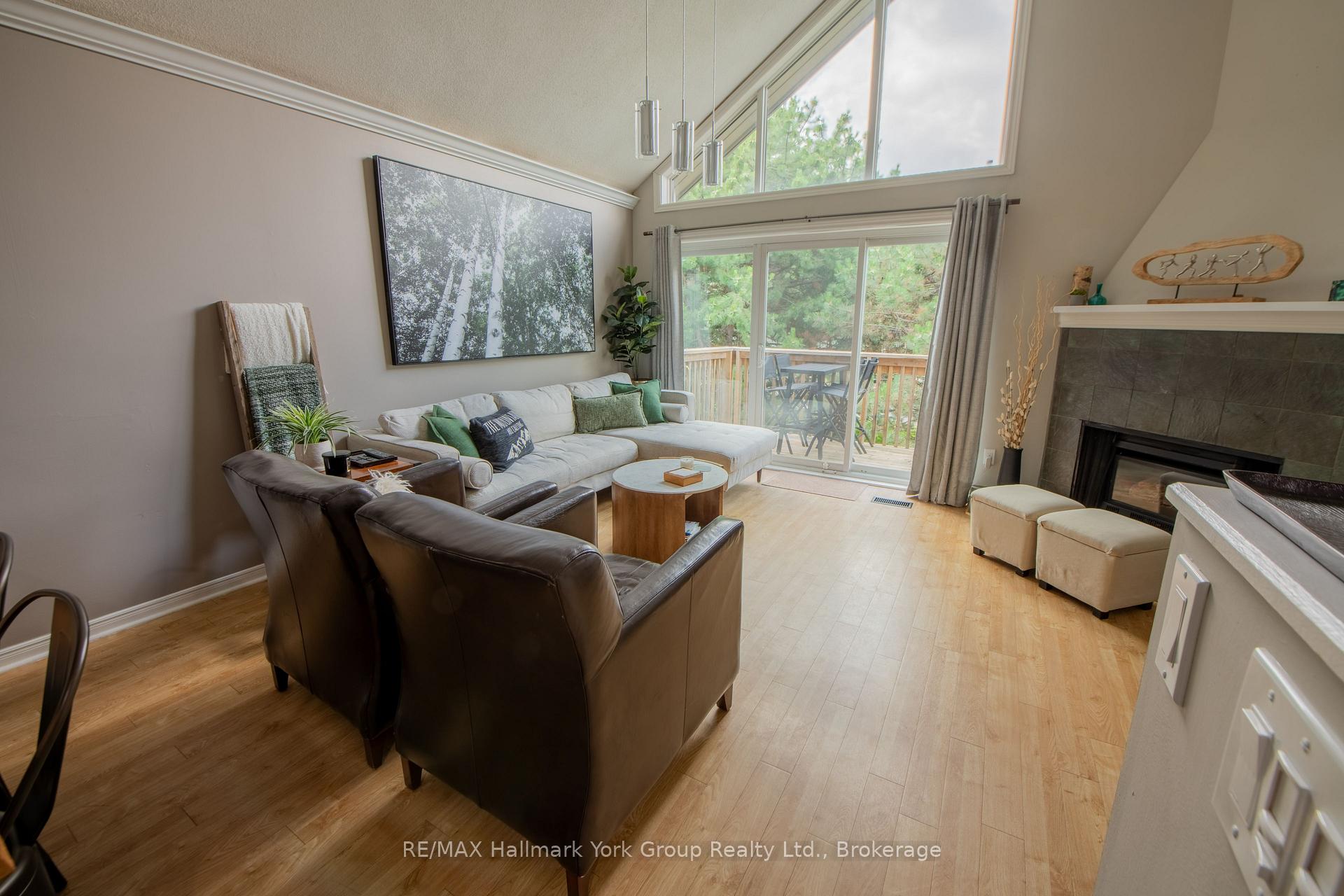 Photo 2 of Unit 10, 104 Kellies Way, Blue Mountains — HOMEH