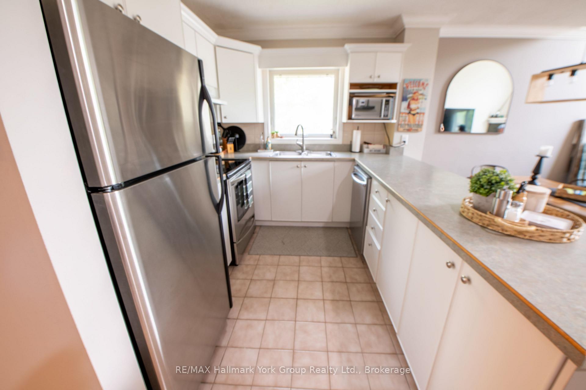 Photo 4 of Unit 10, 104 Kellies Way, Blue Mountains — HOMEH