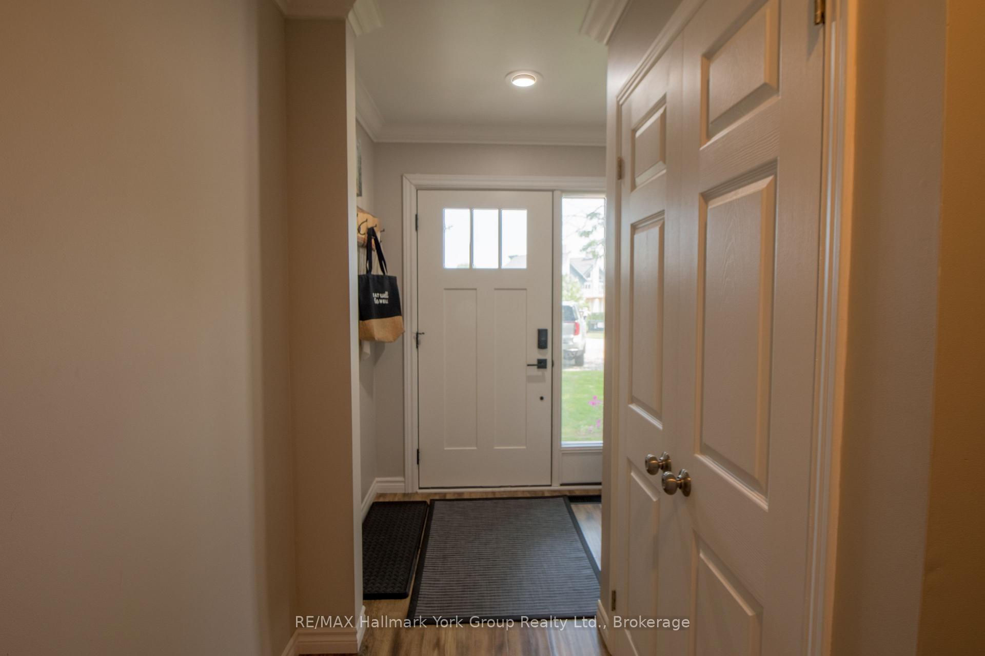 Photo 6 of Unit 10, 104 Kellies Way, Blue Mountains — HOMEH
