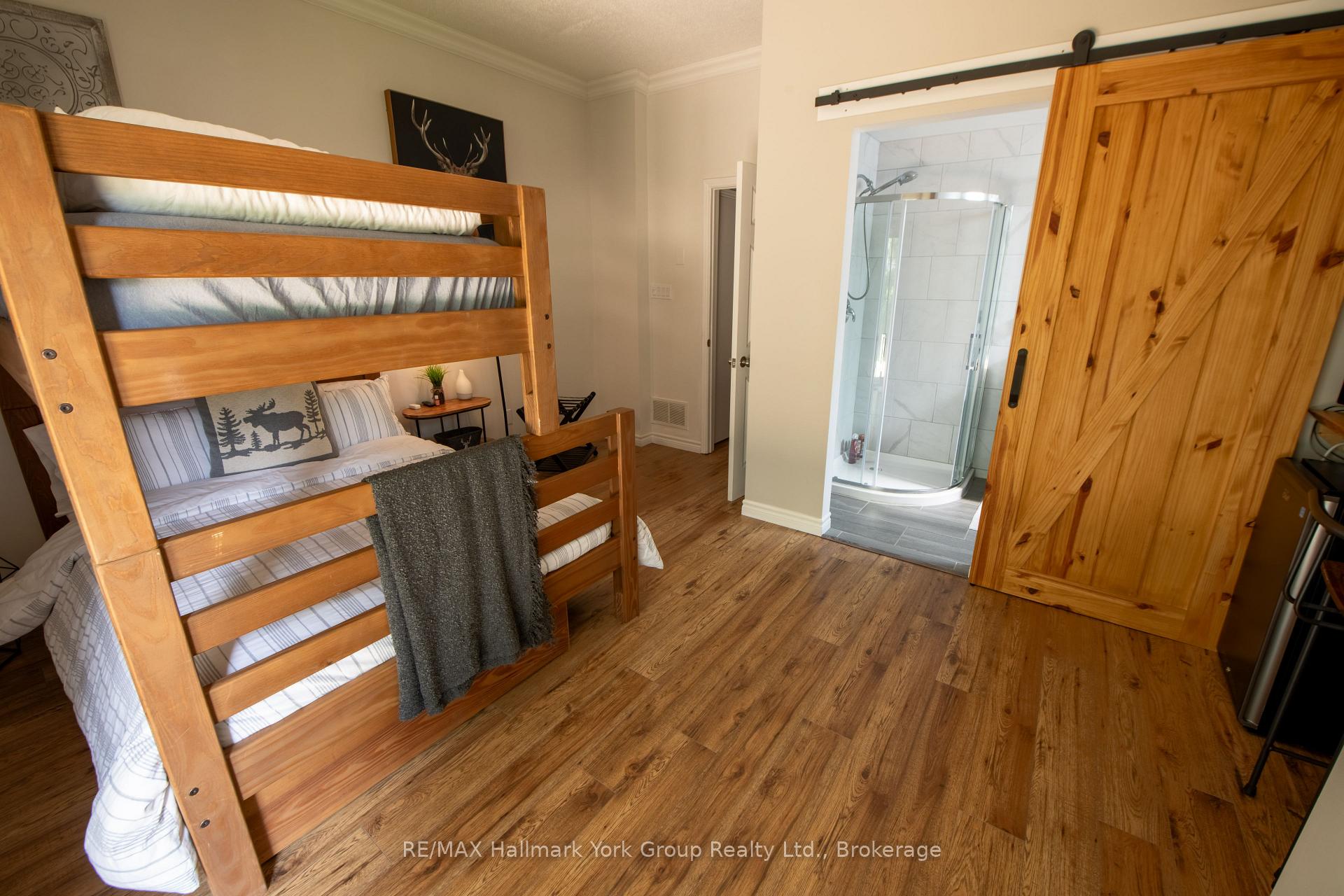 Photo 10 of Unit 10, 104 Kellies Way, Blue Mountains — HOMEH