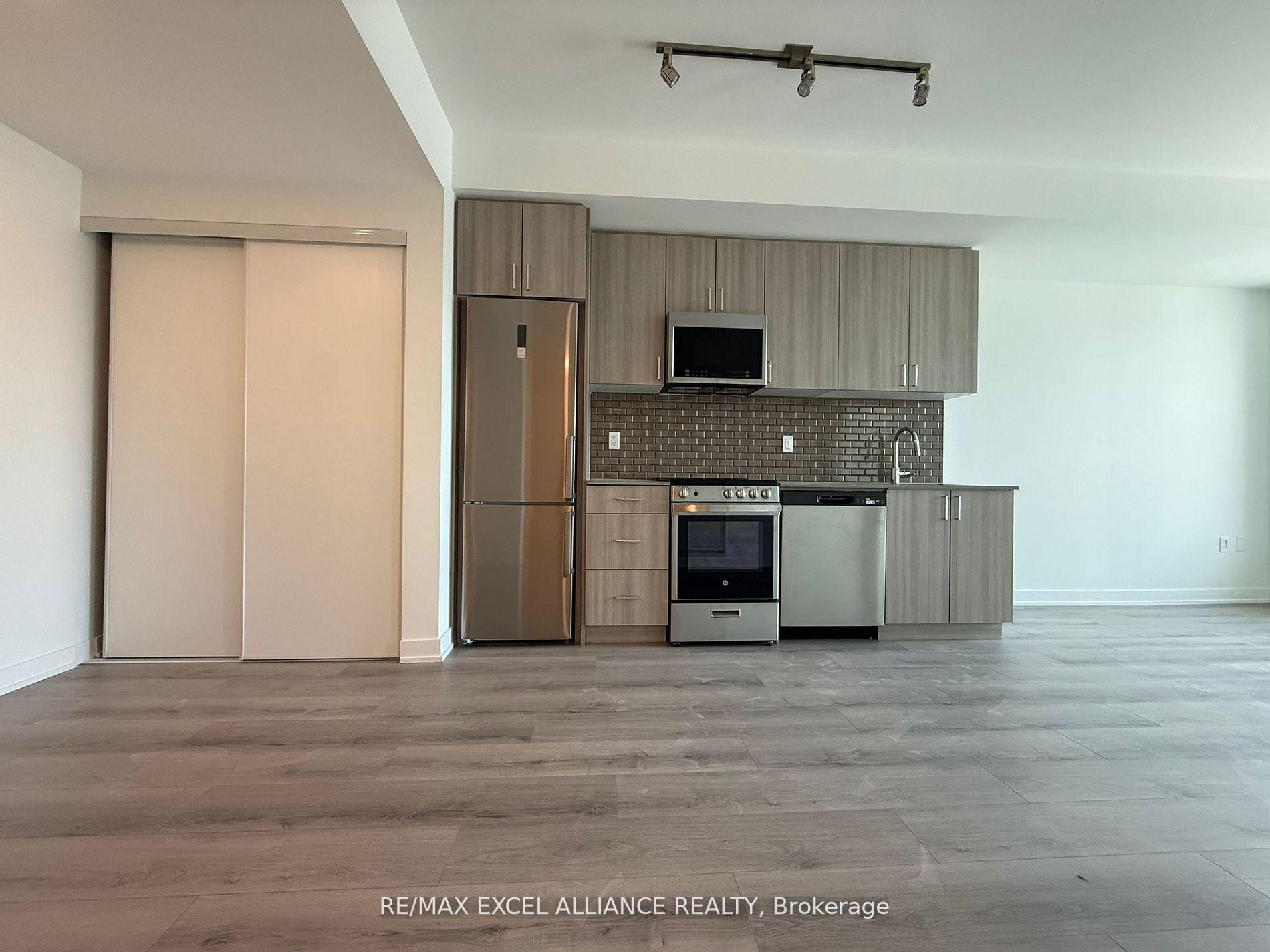 Photo 4 of Unit 358, 1005 Dundas Street E, Oakville, Joshua Meadows — HOMEH