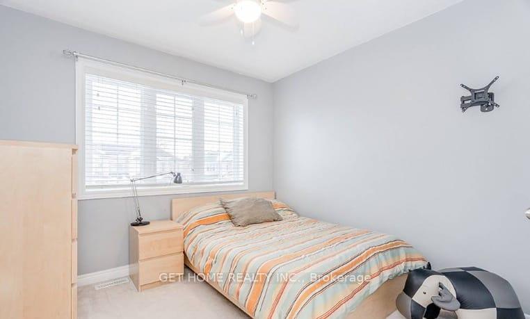 Photo 5 of 37 Pearcey Crescent, Barrie, West Bayfield — HOMEH