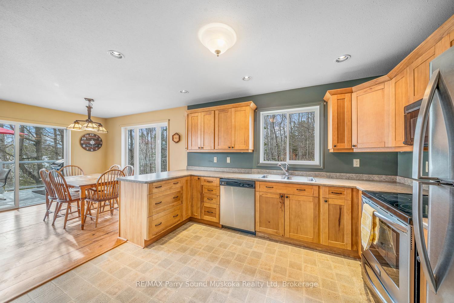 Photo 14 of 54 Dauncey Road, Magnetawan, Spence — HOMEH