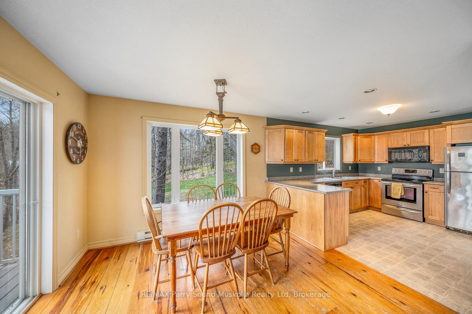 Photo 17 of 54 Dauncey Road, Magnetawan, Spence — HOMEH