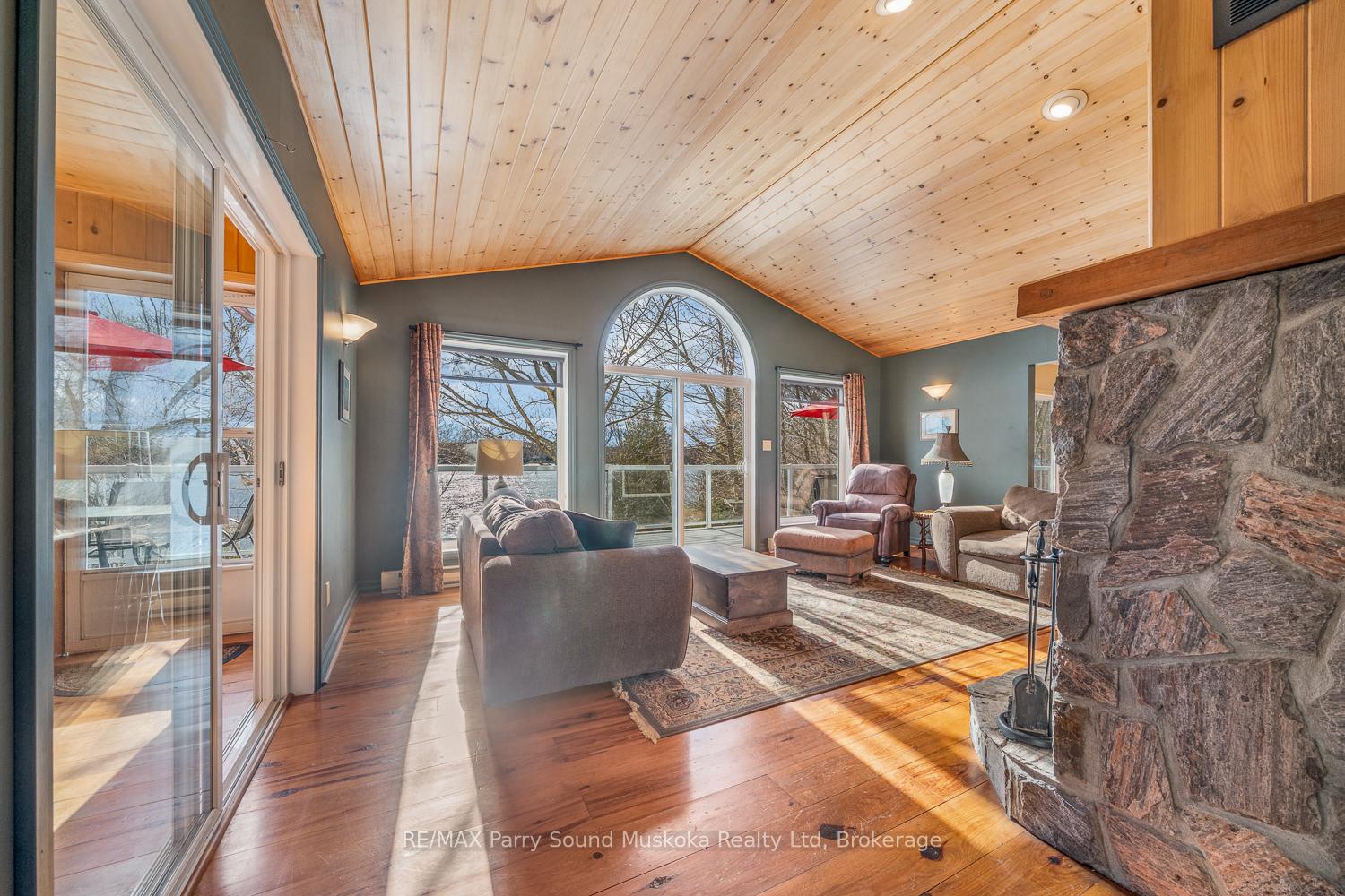 Photo 30 of 54 Dauncey Road, Magnetawan, Spence — HOMEH
