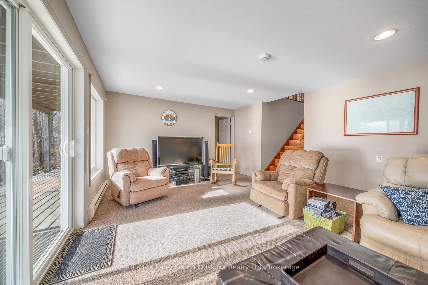 Photo 37 of 54 Dauncey Road, Magnetawan, Spence — HOMEH