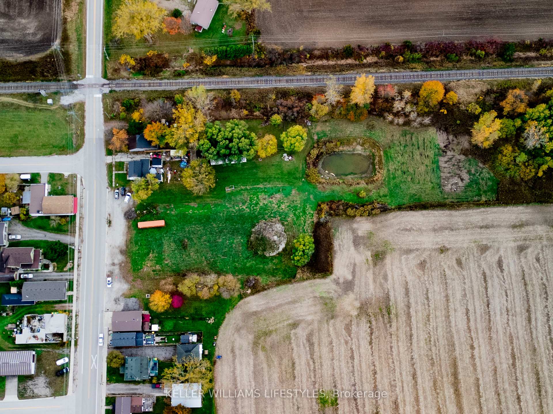 Photo 5 of 22681 Thames Road, Southwest Middlesex, Appin — HOMEH