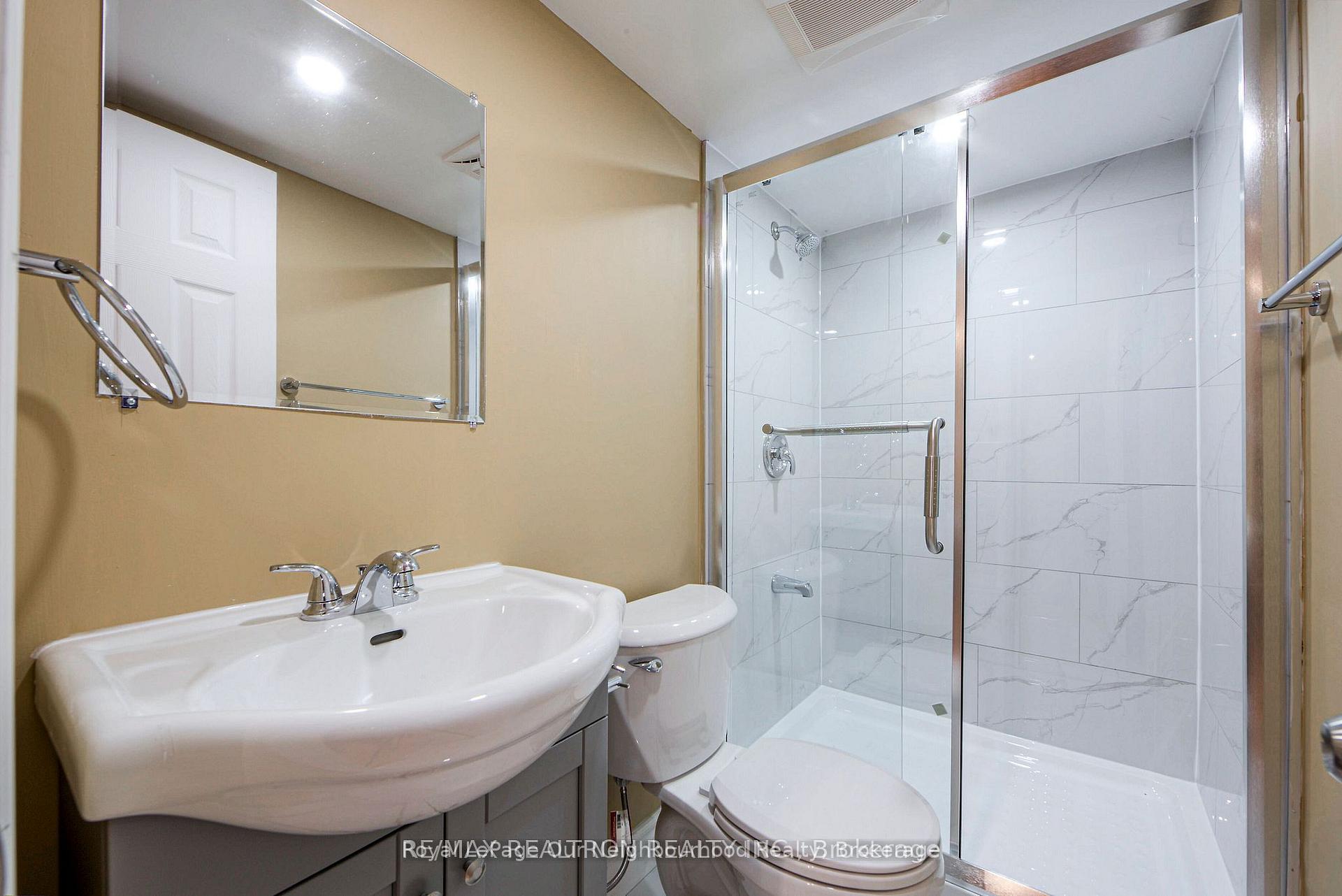 Photo 3 of Unit BSMT, 269 Treasure Road, Vaughan, Vellore Village — HOMEH