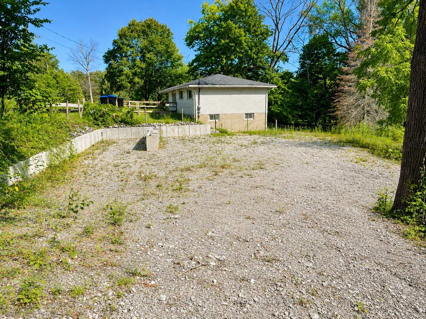 Photo 6 of 241 Mountain Avenue, Tay, Waubaushene — HOMEH