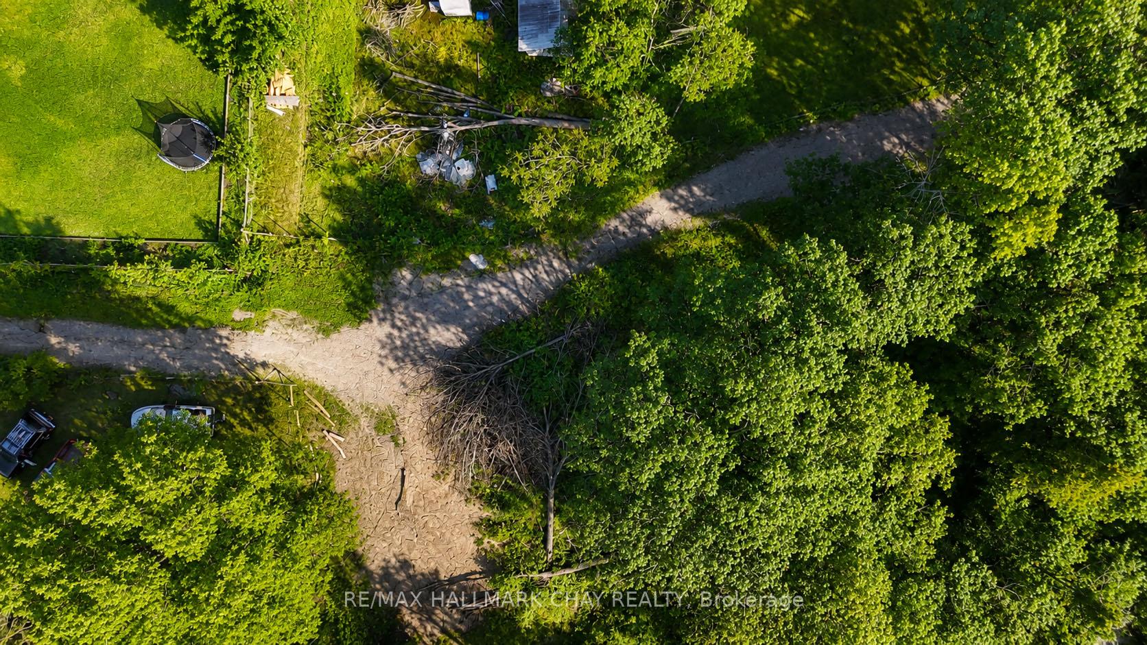 Photo 11 of 241 Mountain Avenue, Tay, Waubaushene — HOMEH