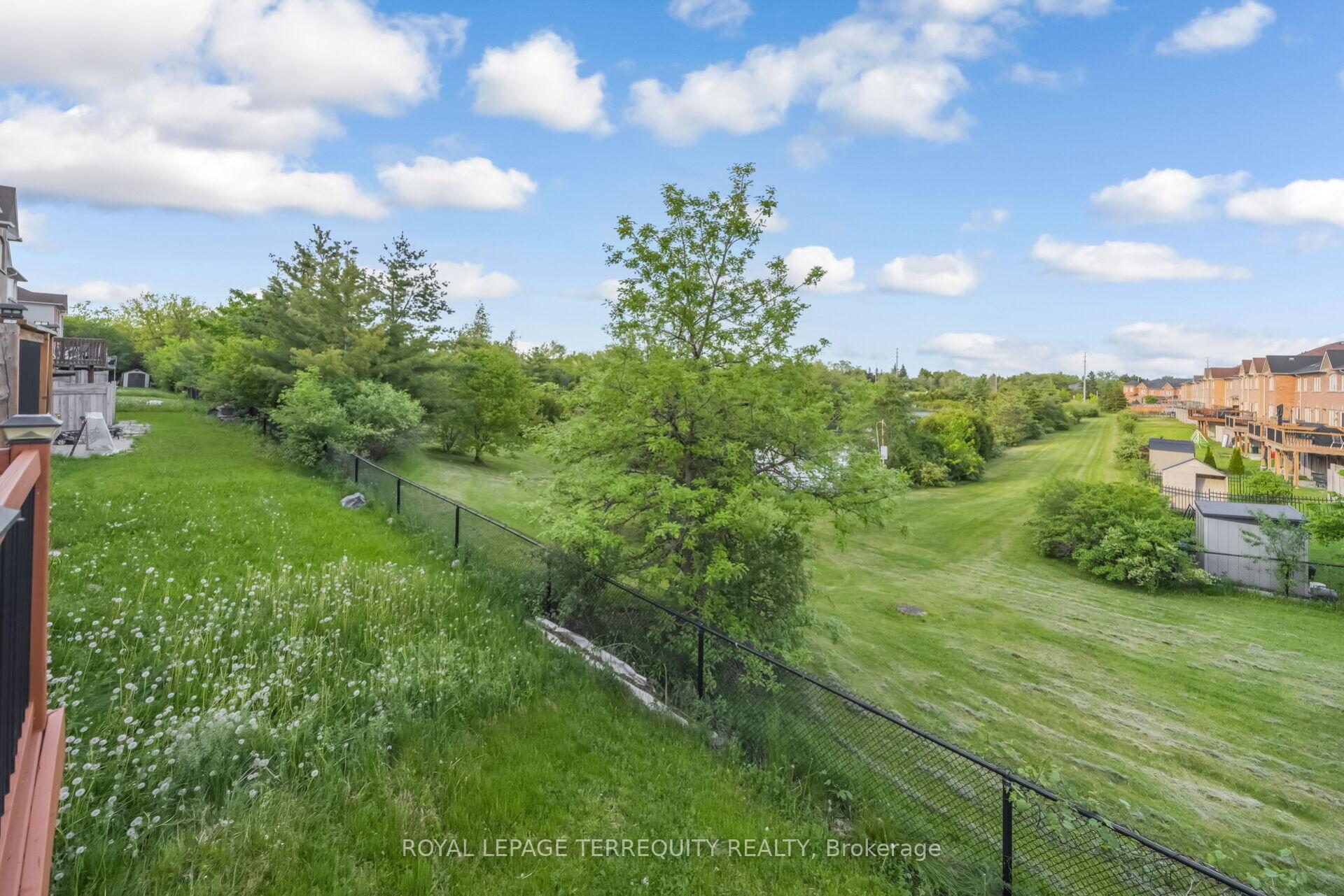 Photo 17 of 7 Bamboo Grove, Brampton, Sandringham-Wellington — HOMEH