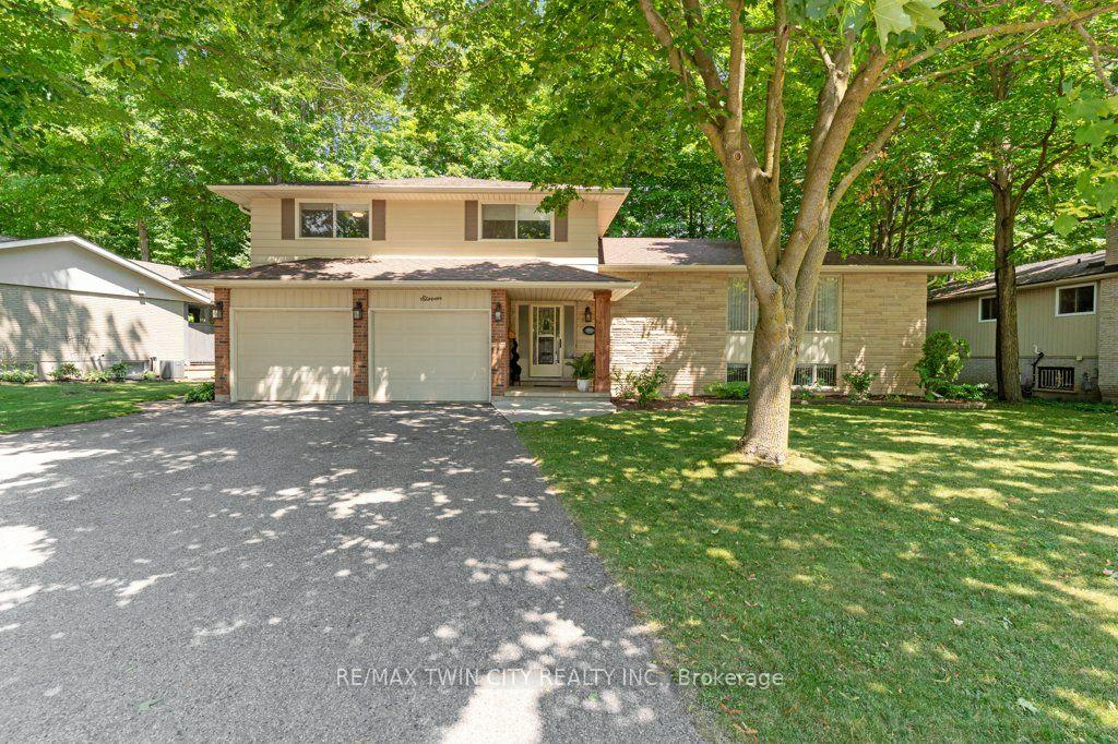 Front of 11 Grey Owl Drive