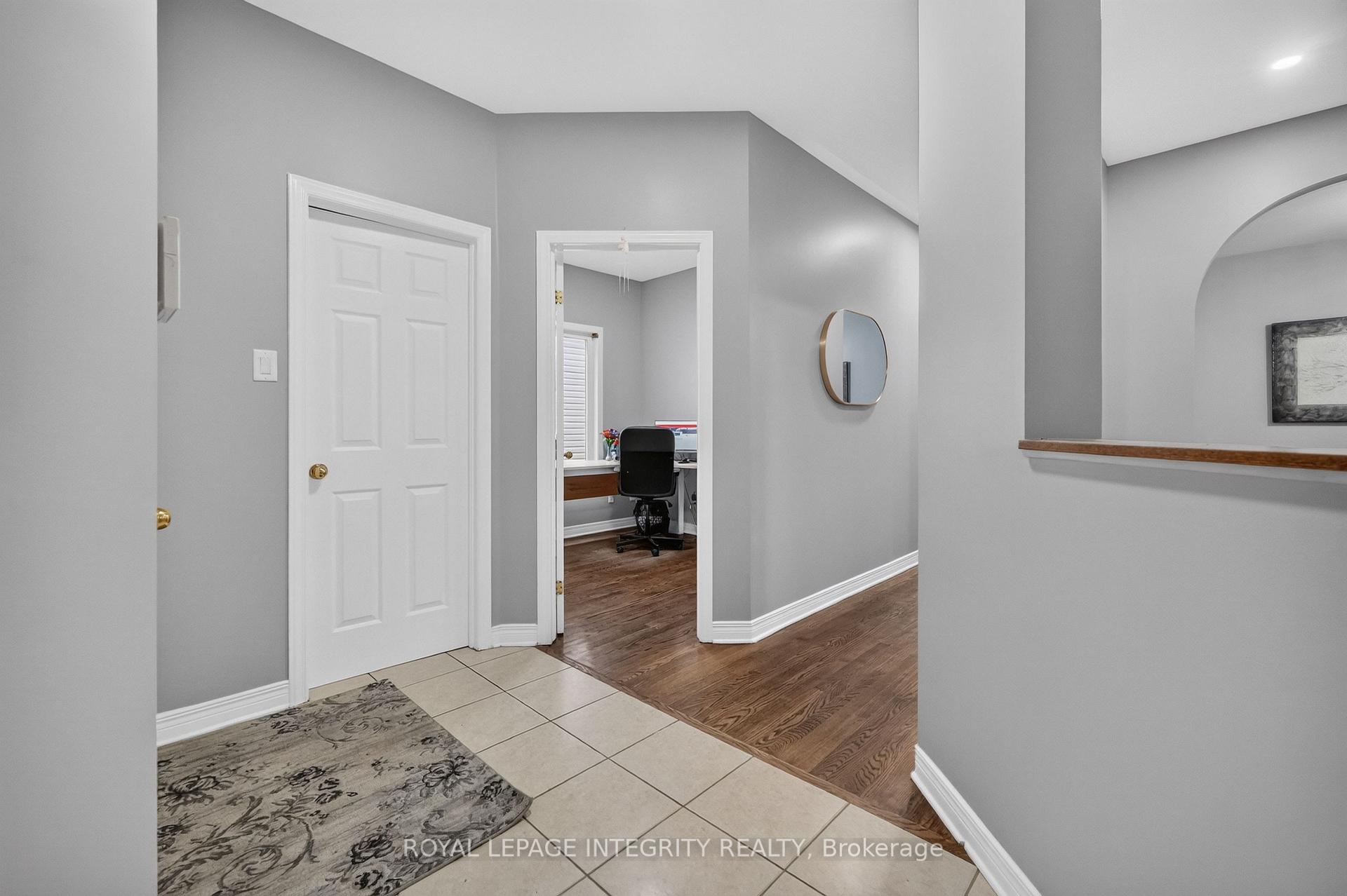Photo 3 of 29 Nortoba Crescent, Ottawa, Kanata - Kanata Lakes/Heritage Hills — HOMEH