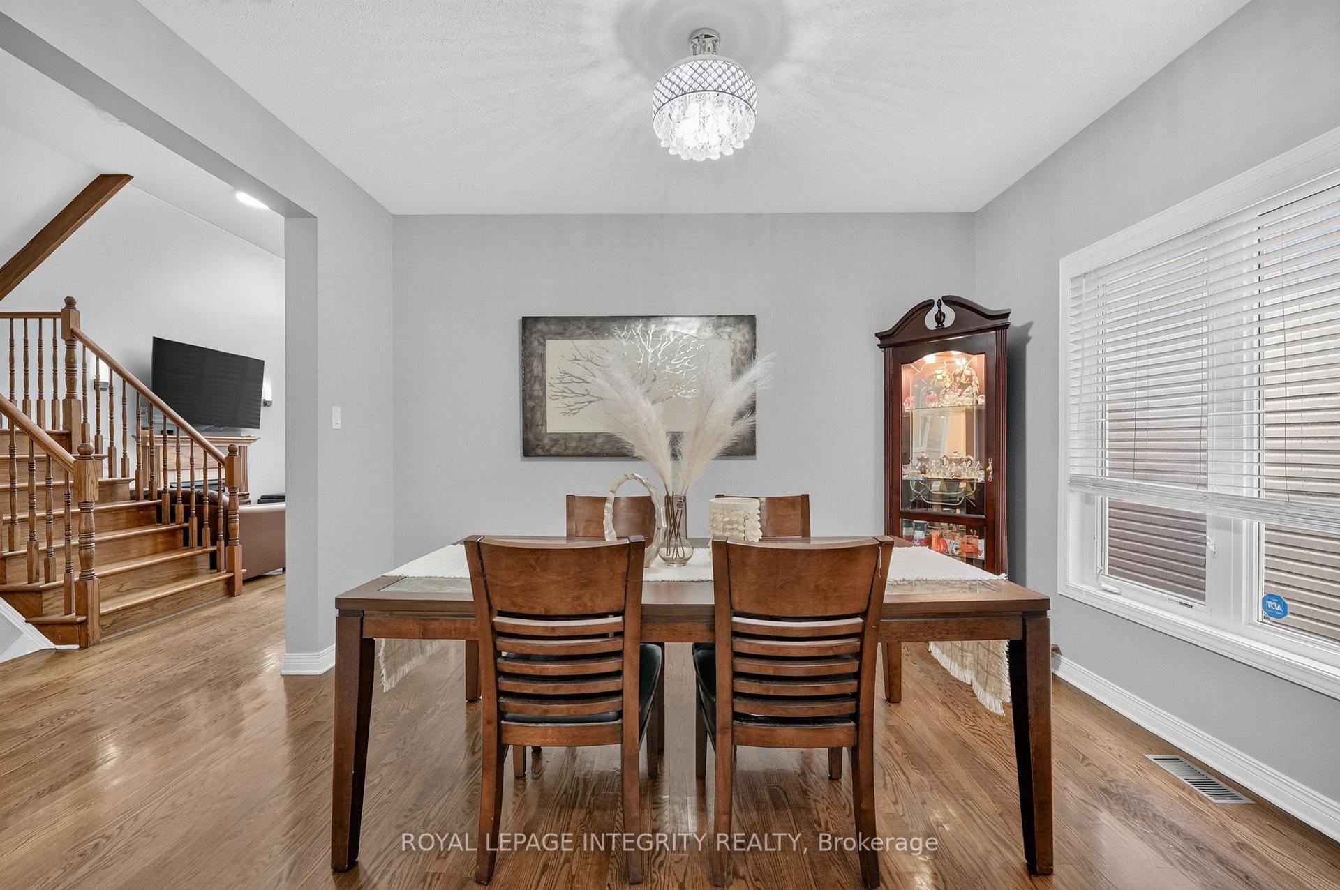 Photo 7 of 29 Nortoba Crescent, Ottawa, Kanata - Kanata Lakes/Heritage Hills — HOMEH