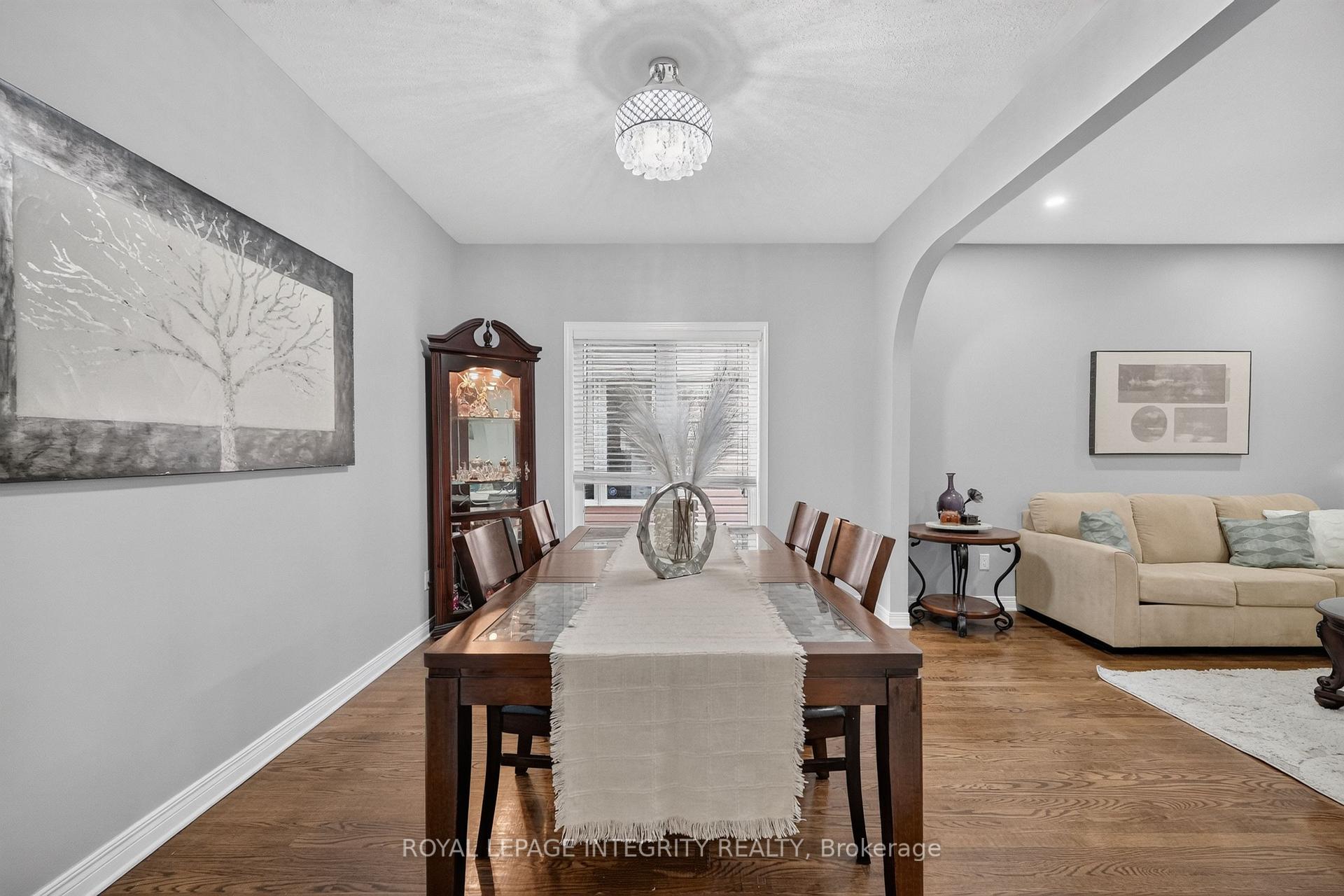 Photo 8 of 29 Nortoba Crescent, Ottawa, Kanata - Kanata Lakes/Heritage Hills — HOMEH
