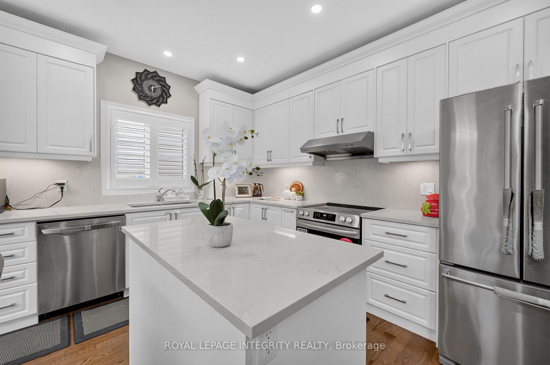 Photo 17 of 29 Nortoba Crescent, Ottawa, Kanata - Kanata Lakes/Heritage Hills — HOMEH