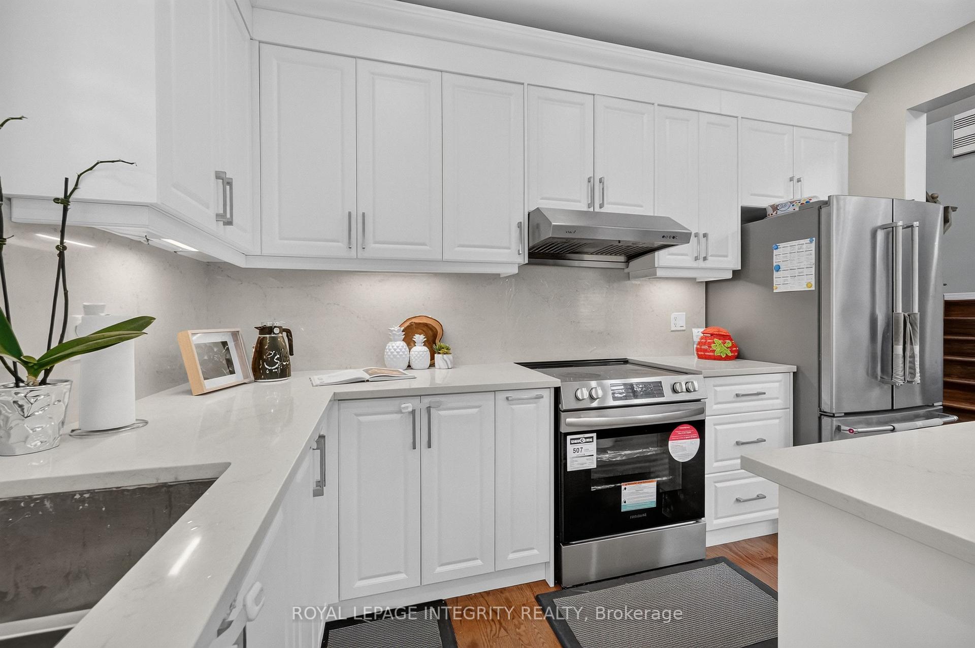 Photo 18 of 29 Nortoba Crescent, Ottawa, Kanata - Kanata Lakes/Heritage Hills — HOMEH