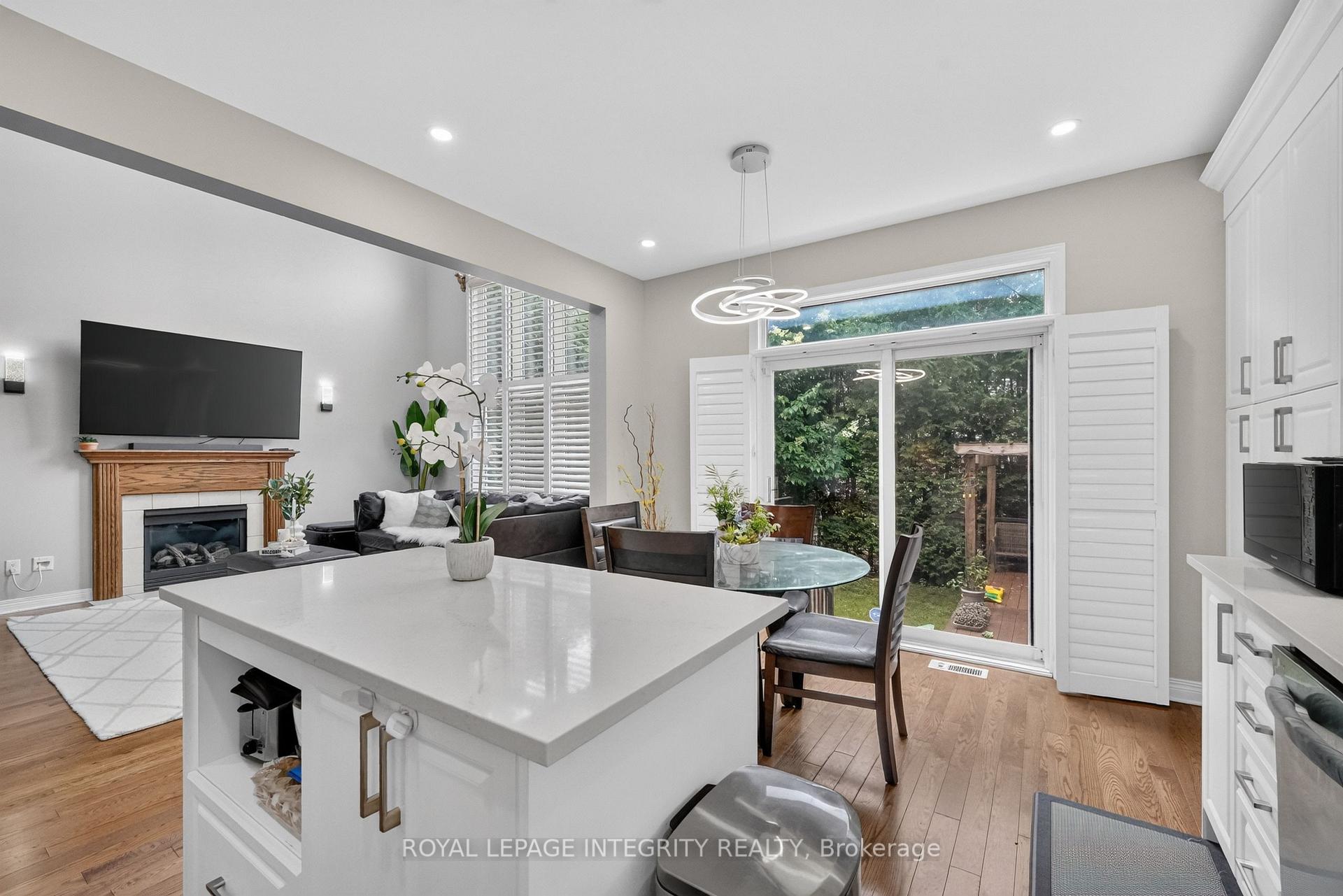 Photo 19 of 29 Nortoba Crescent, Ottawa, Kanata - Kanata Lakes/Heritage Hills — HOMEH