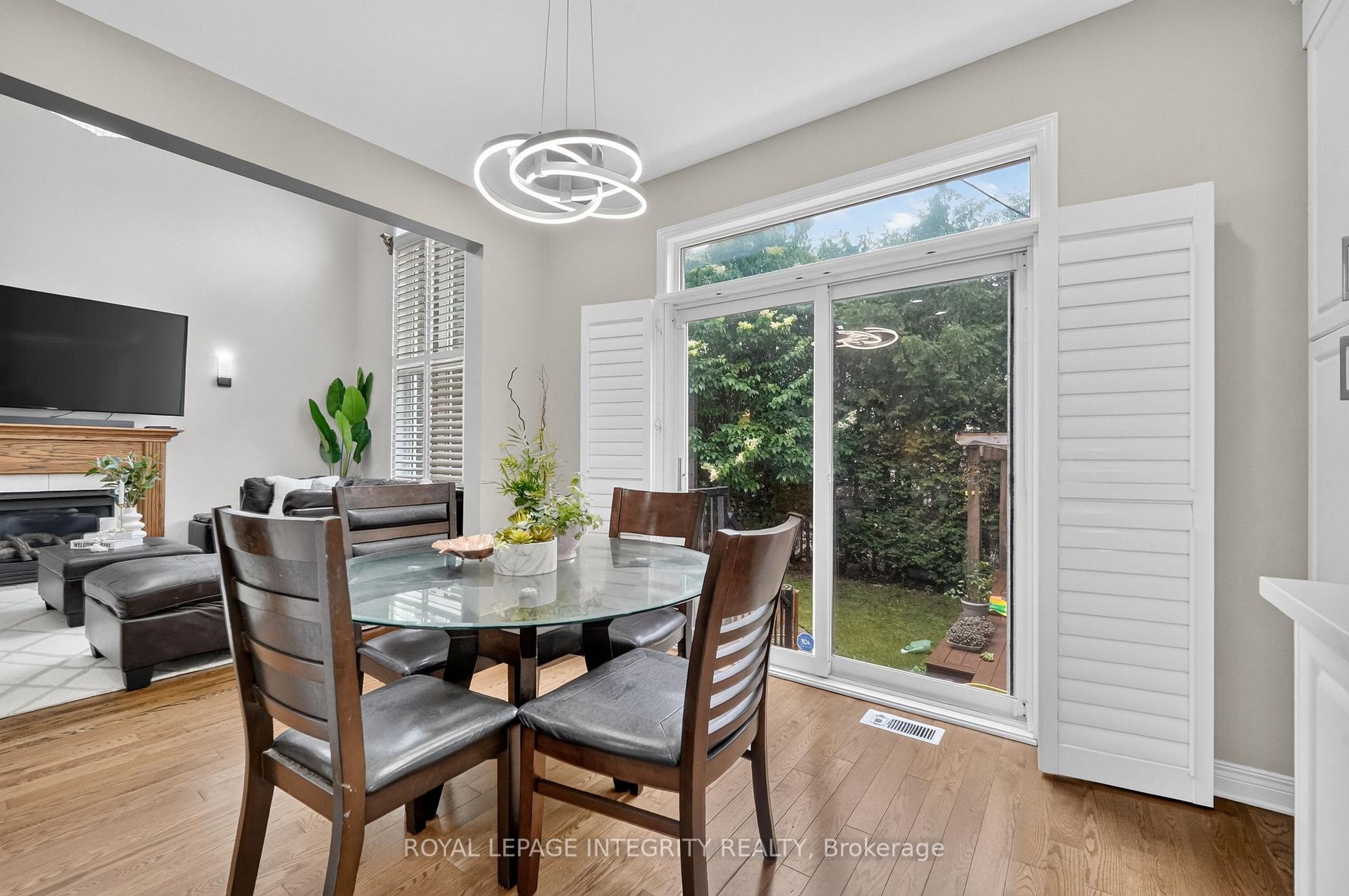 Photo 20 of 29 Nortoba Crescent, Ottawa, Kanata - Kanata Lakes/Heritage Hills — HOMEH