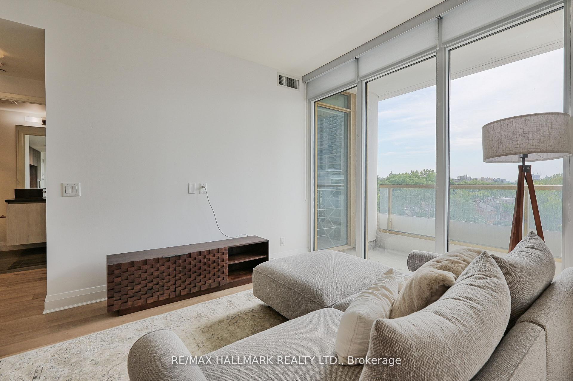 Photo 6 of Unit 601, 151 Avenue Road, Toronto, The Annex — HOMEH