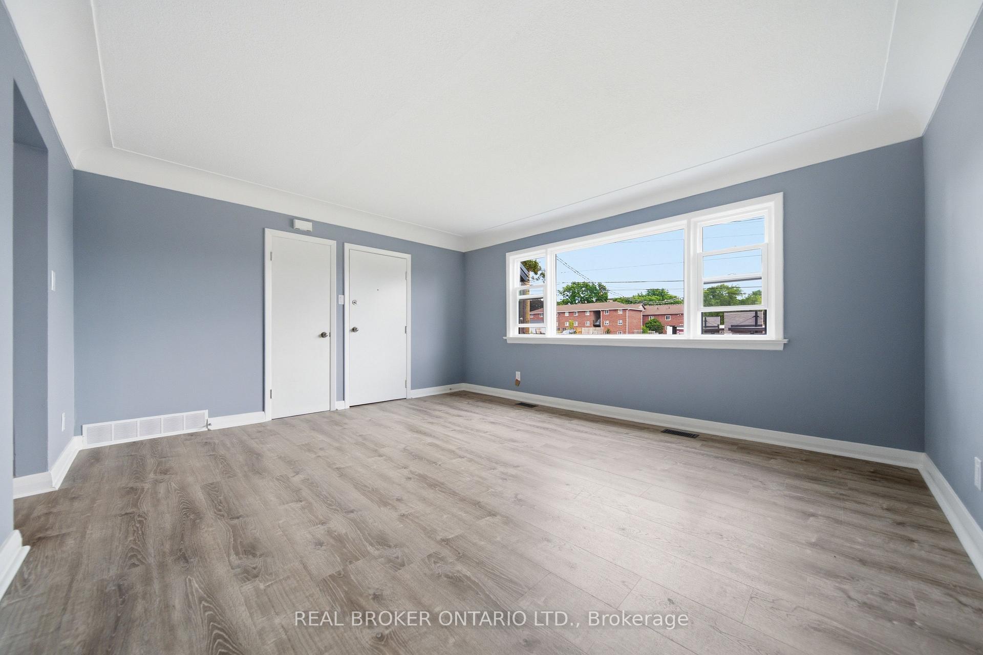 Photo 2 of Unit B, 293 Highland Road, Kitchener, Southdale — HOMEH
