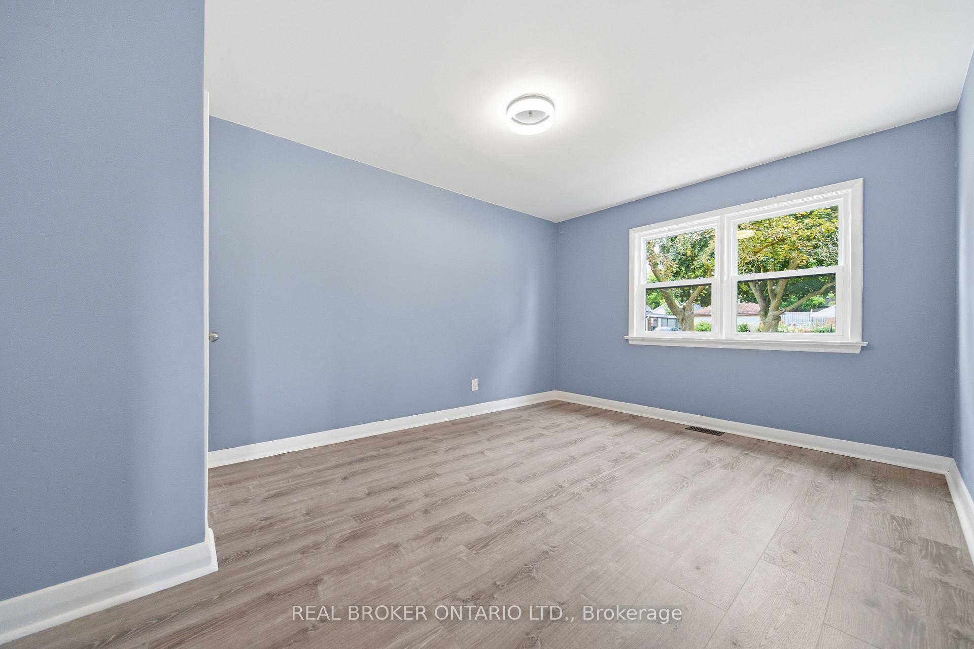 Photo 6 of Unit B, 293 Highland Road, Kitchener, Southdale — HOMEH