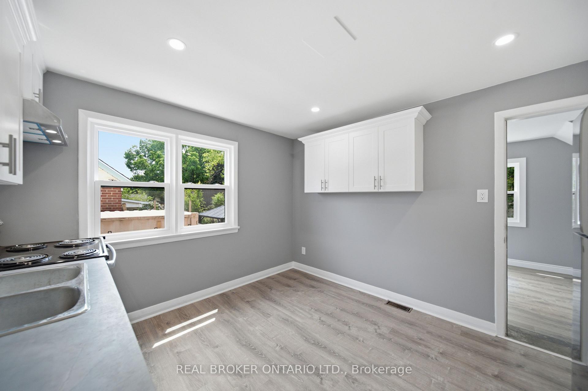 Photo 10 of Unit B, 293 Highland Road, Kitchener, Southdale — HOMEH