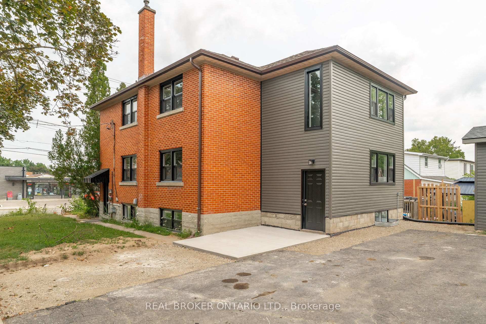 Photo 18 of Unit B, 293 Highland Road, Kitchener, Southdale — HOMEH