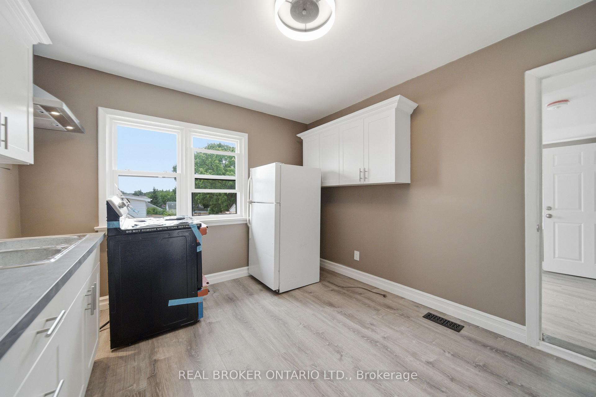 Photo 9 of Unit A, 293 Highland Road, Kitchener, Southdale — HOMEH