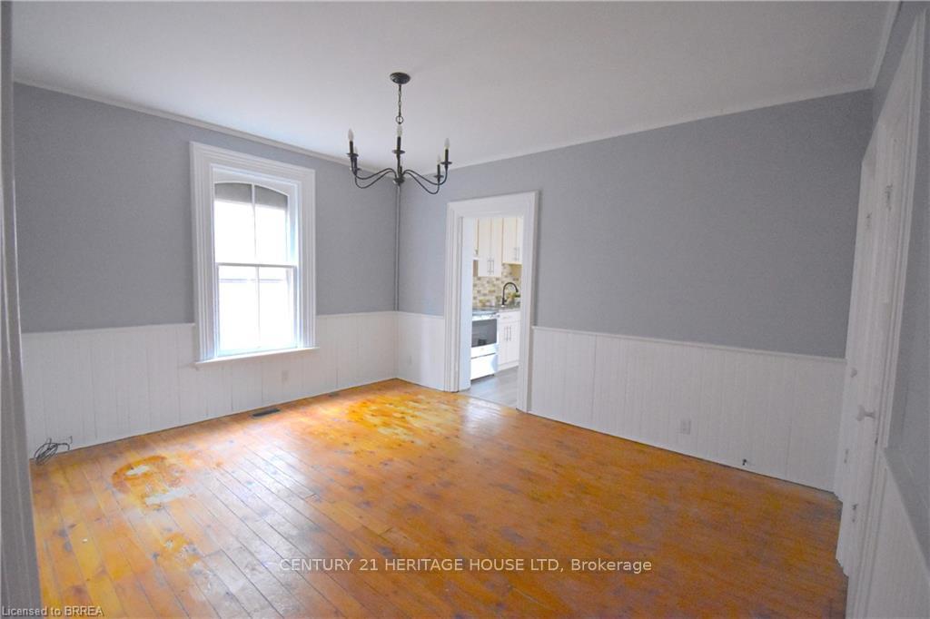 Photo 7 of Unit 1, 174 Darling Street, Brantford, Downtown Core — HOMEH