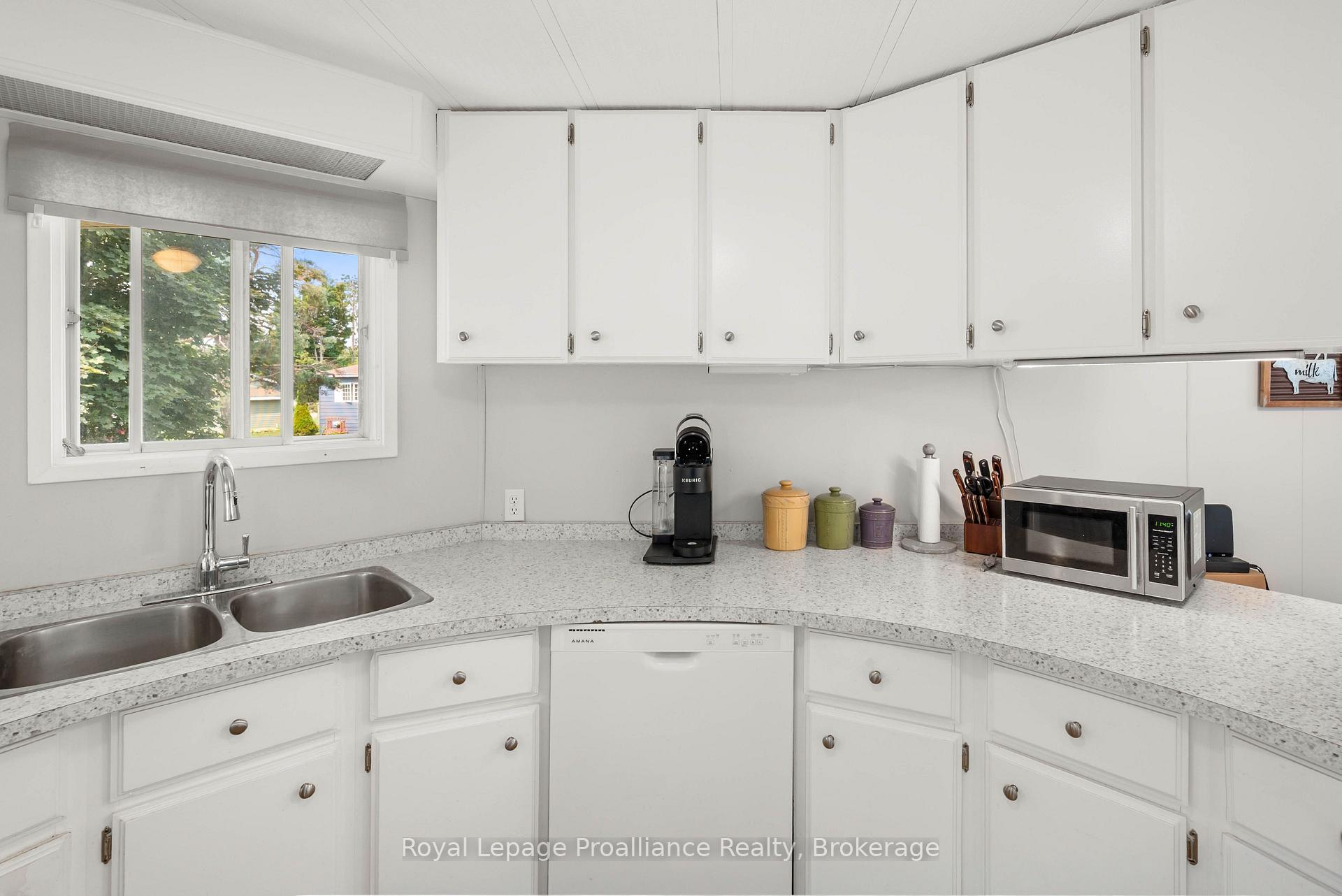 Photo 19 of 1064 Eighth Lane, Minden Hills, Lutterworth — HOMEH