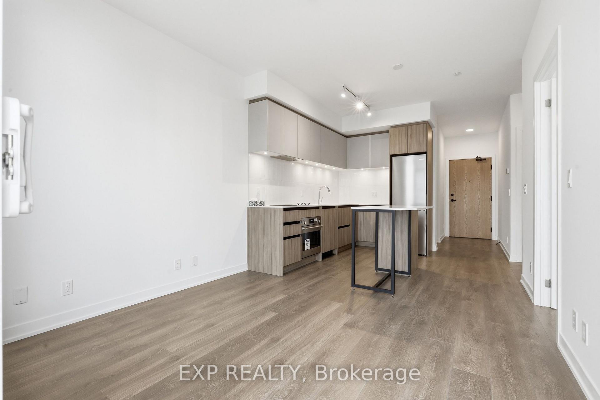 Photo 6 of Unit 625, 7950 Bathurst Street, Vaughan, Beverley Glen — HOMEH
